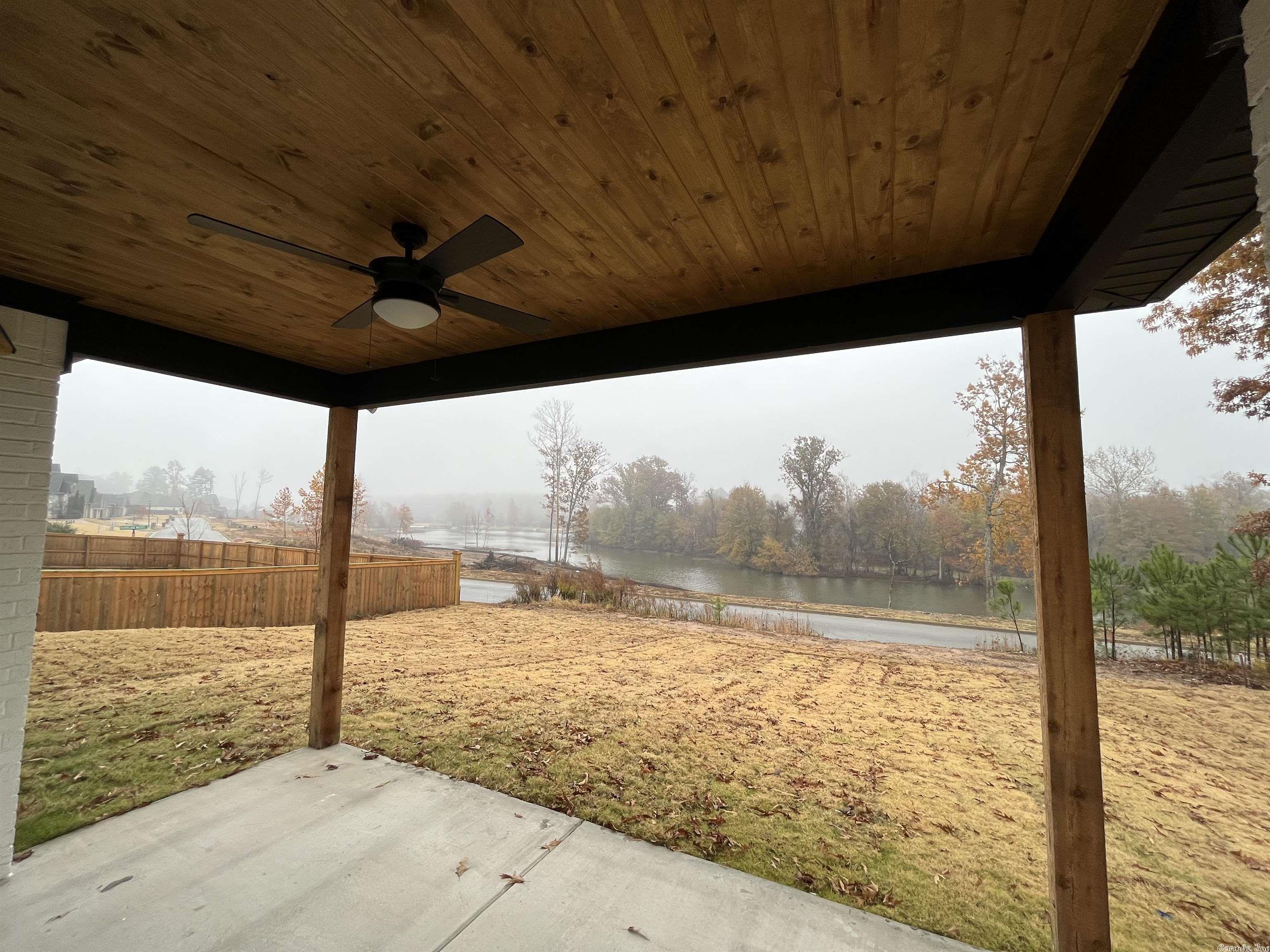 THE WOODS OF HURRICANE LAKE ESTA - Residential