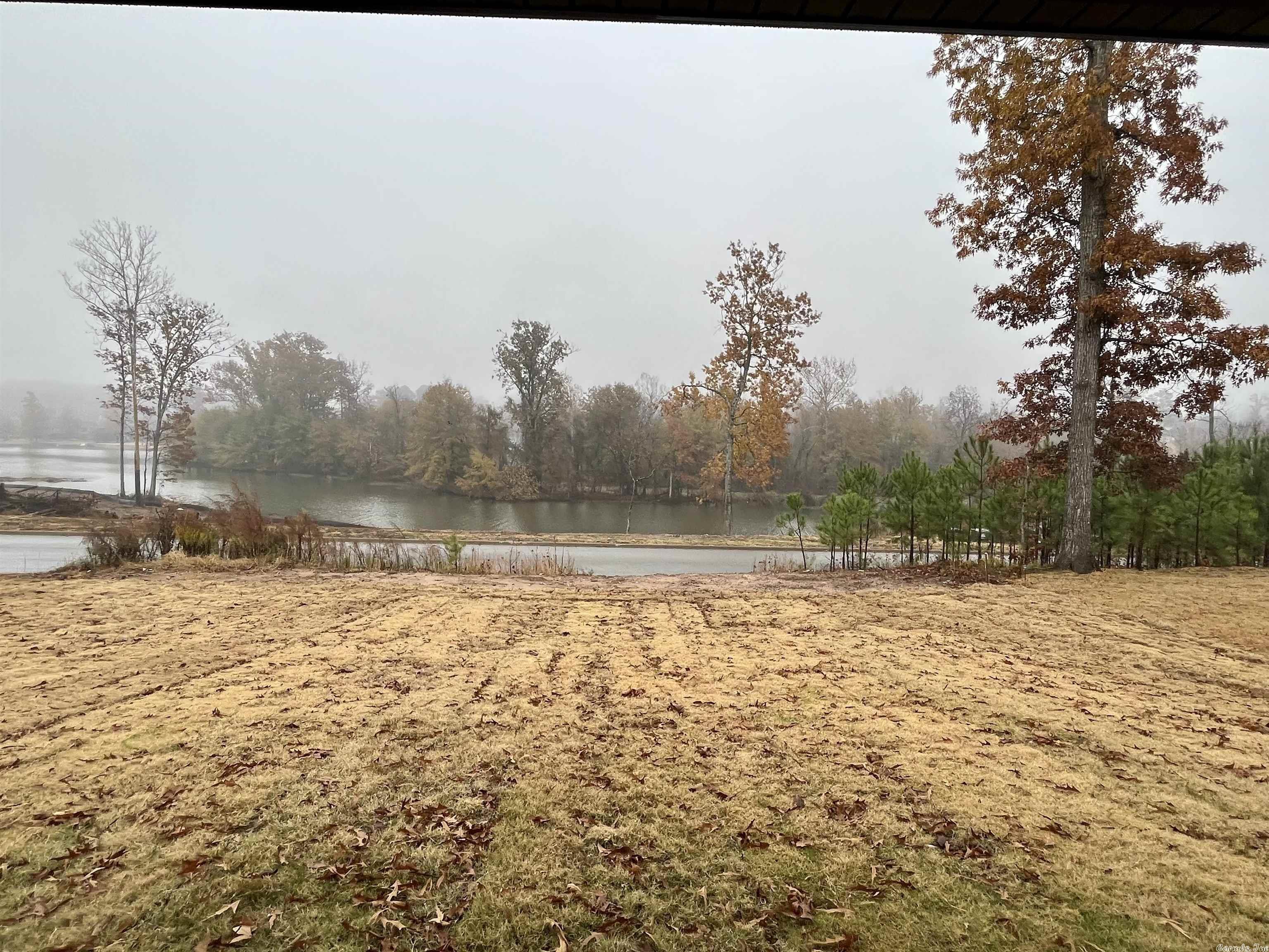 THE WOODS OF HURRICANE LAKE ESTA - Residential