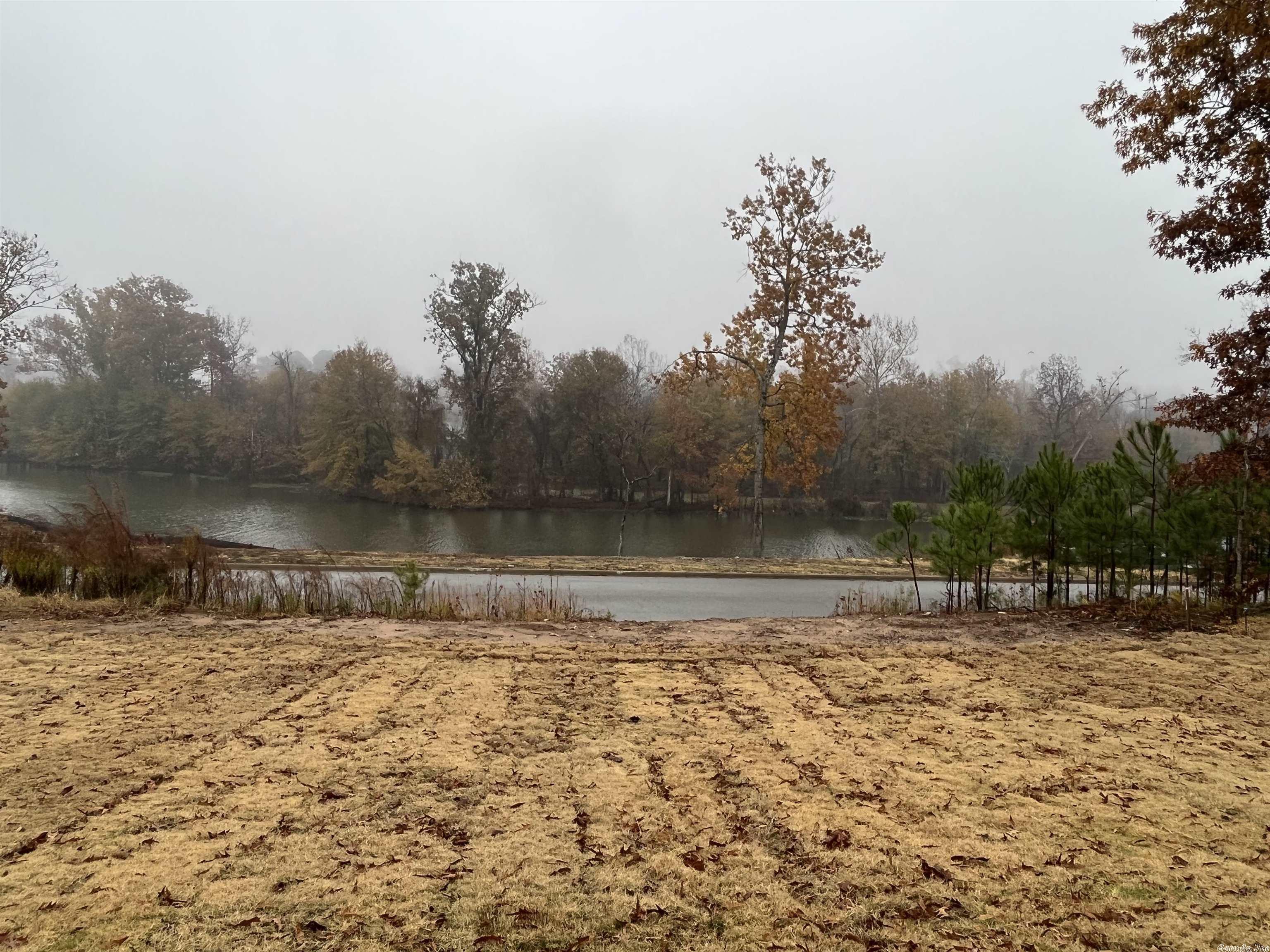 THE WOODS OF HURRICANE LAKE ESTA - Residential