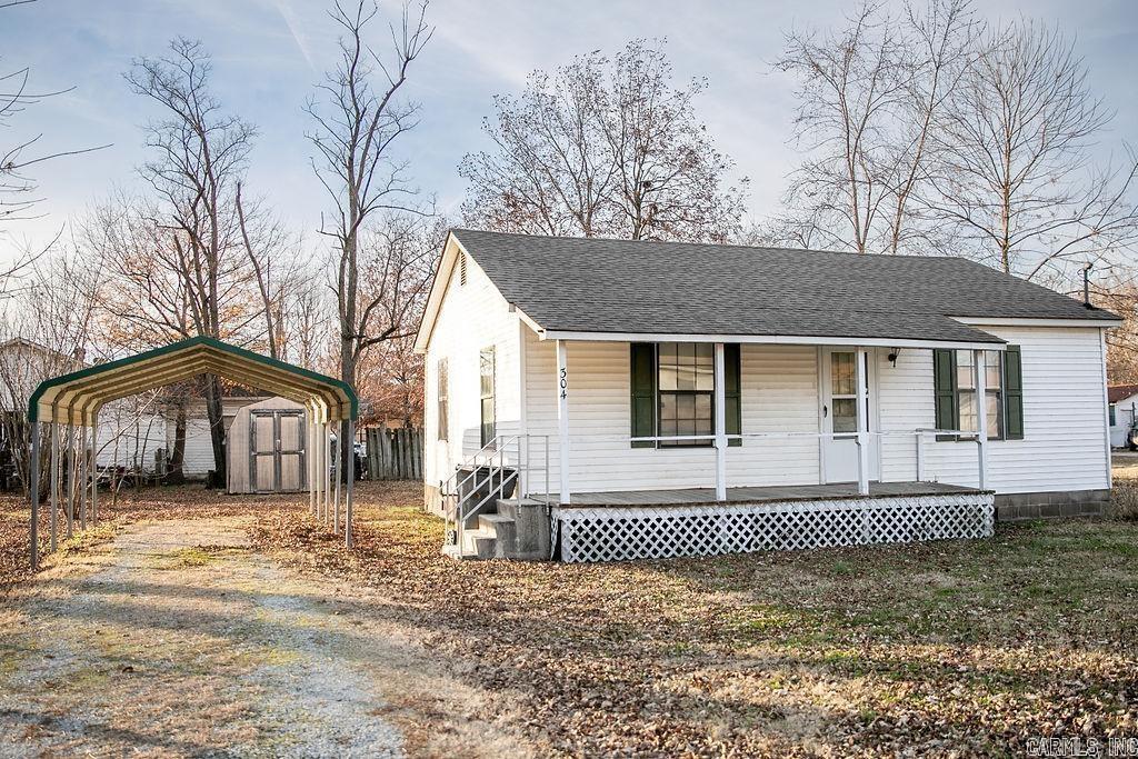 Investors only, this home is NOT vacant, current 12 month lease and tenant occupied. This adorable 2 bedroom, 1 bathroom residence offers an ideal haven for those embarking on their rental property journey or expanding their portfolio. Call your favorite agent for more details.