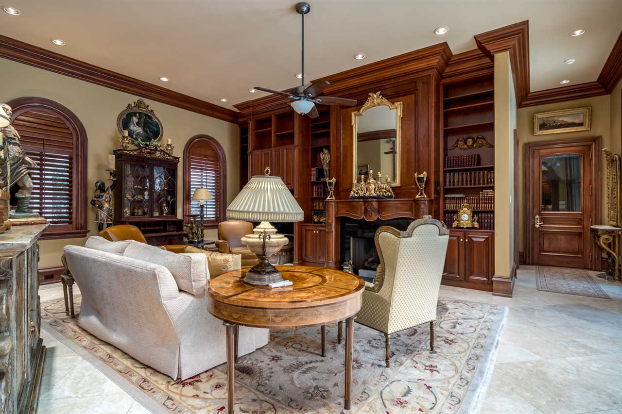 HICKORY CREEK - Residential