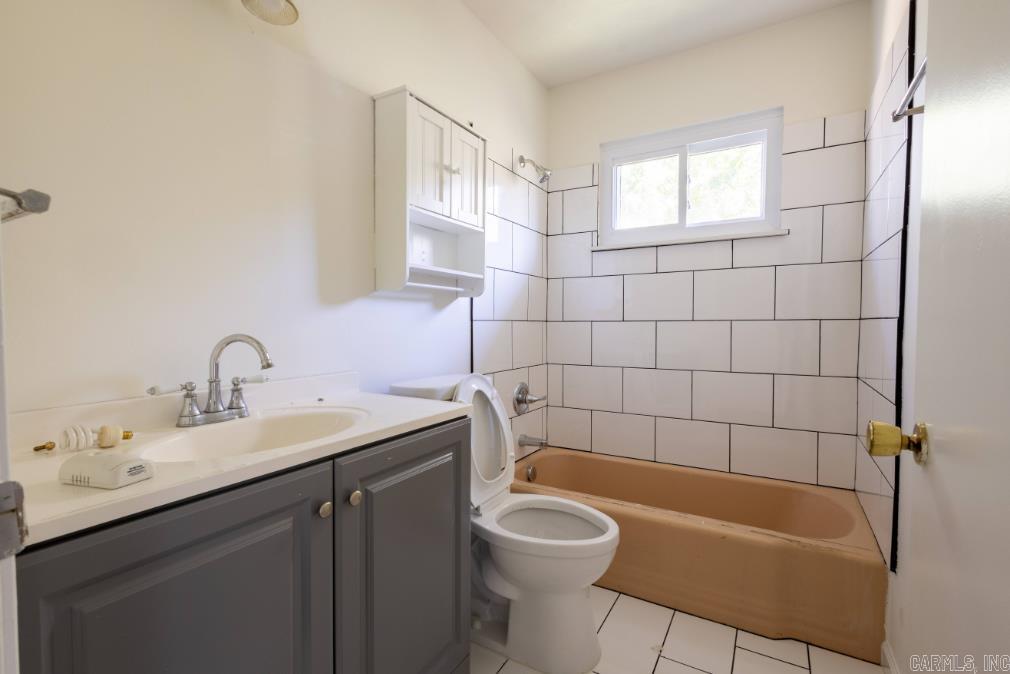 Meadowcliff - Residential Lease