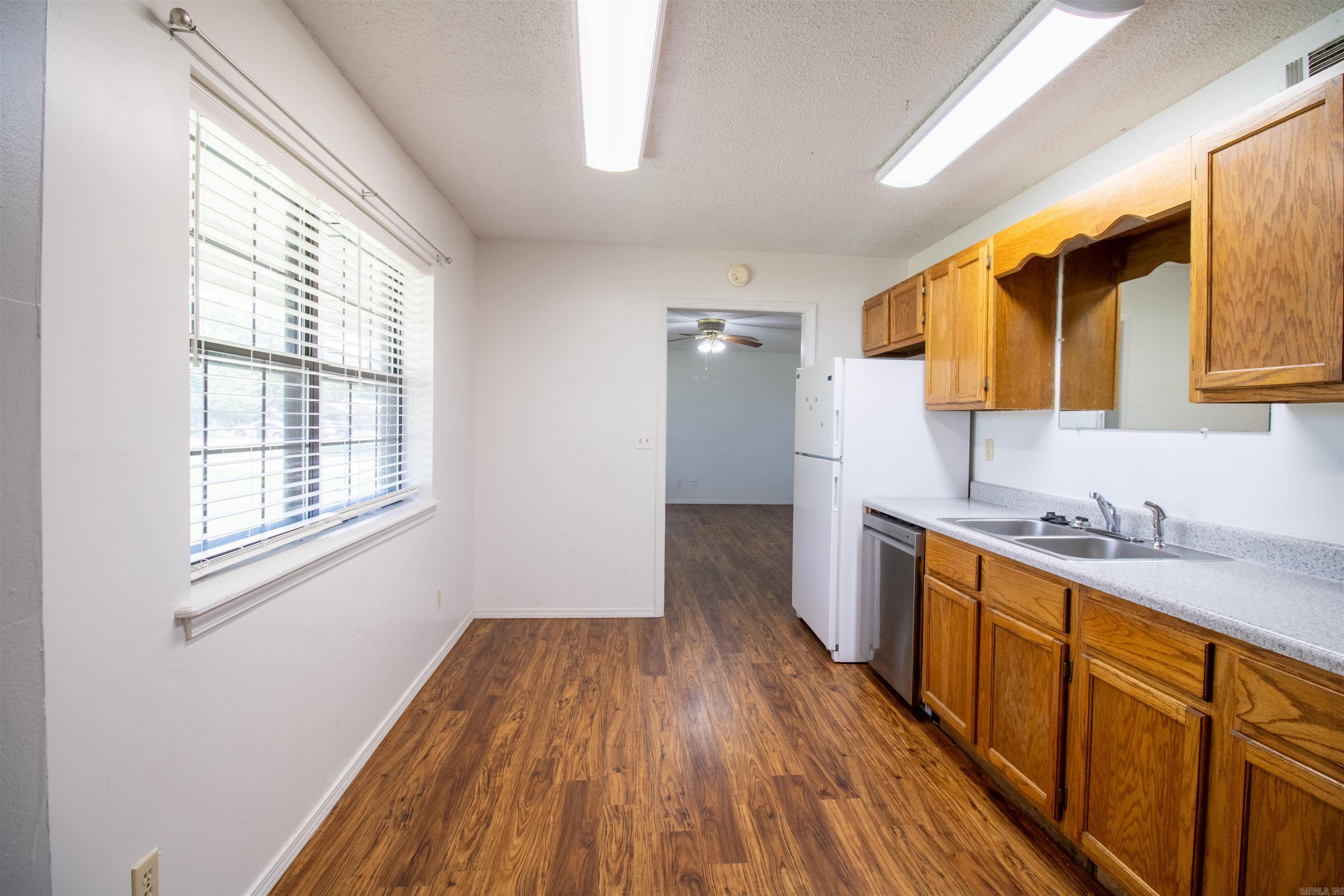 Outlots C 32-10-23 - Residential
