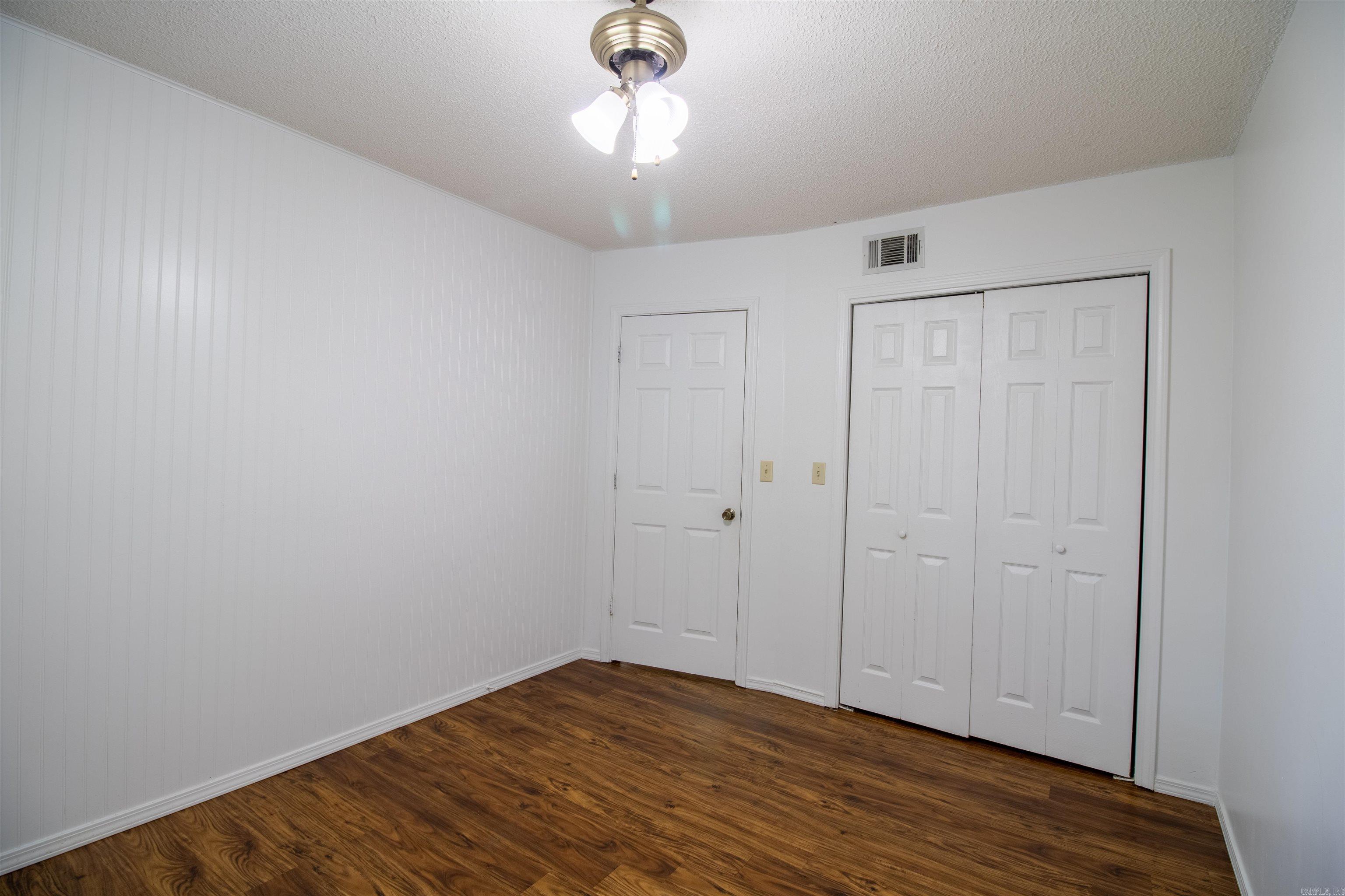 Outlots C 32-10-23 - Residential