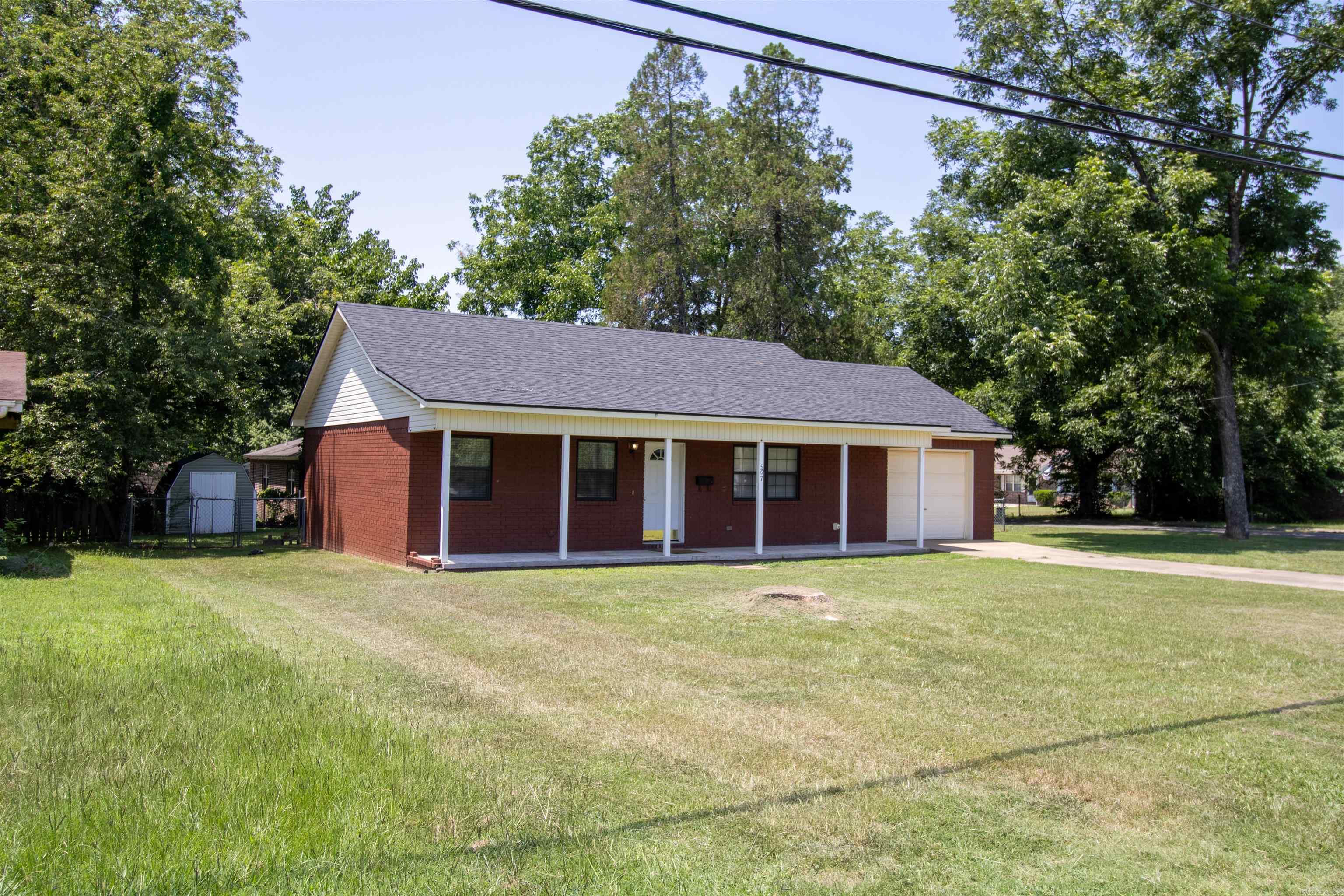 Outlots C 32-10-23 - Residential