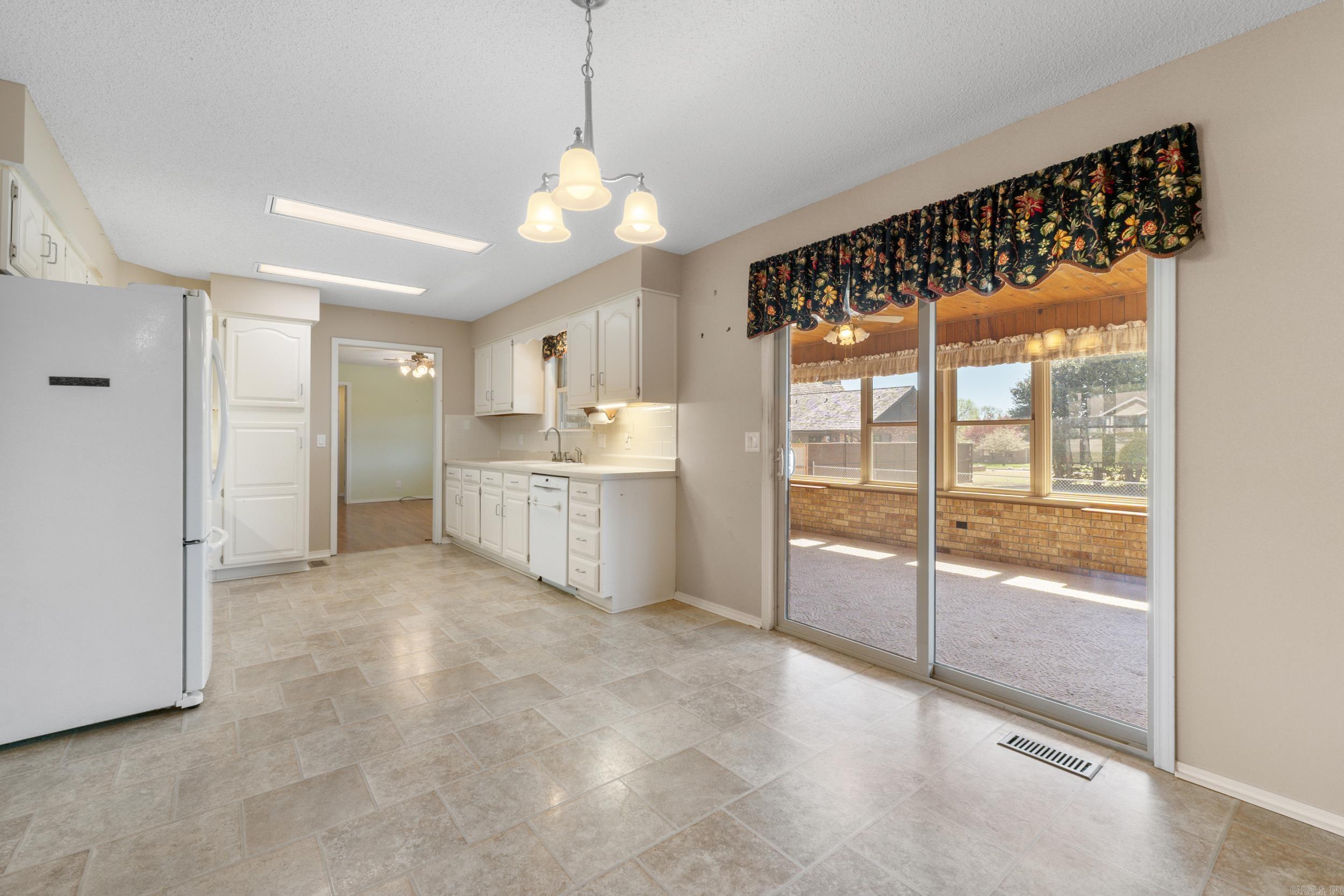 SOUTHERN MEADOWS ADD - Residential