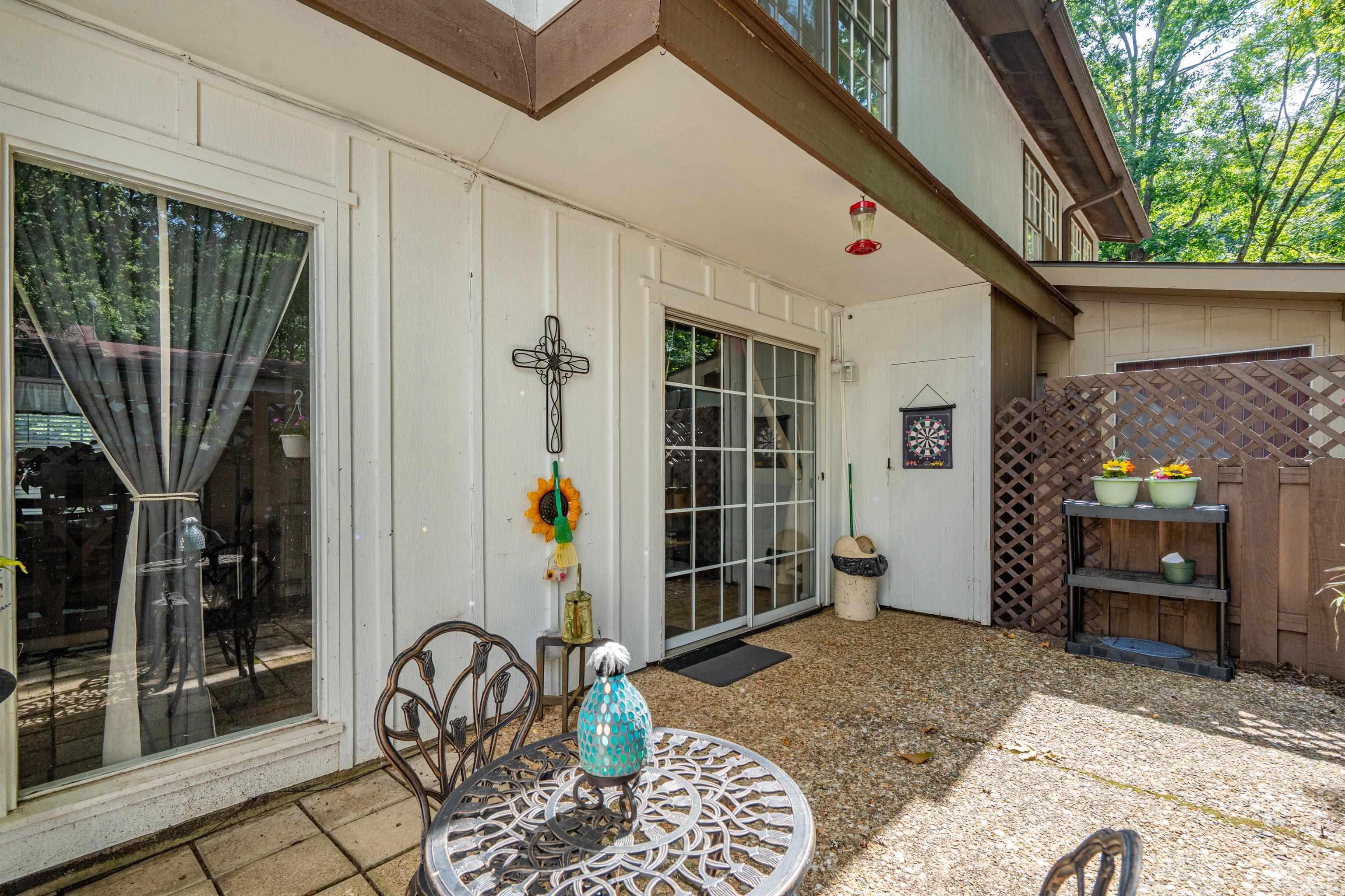 Desoto Courts Townhouse 1 - Residential
