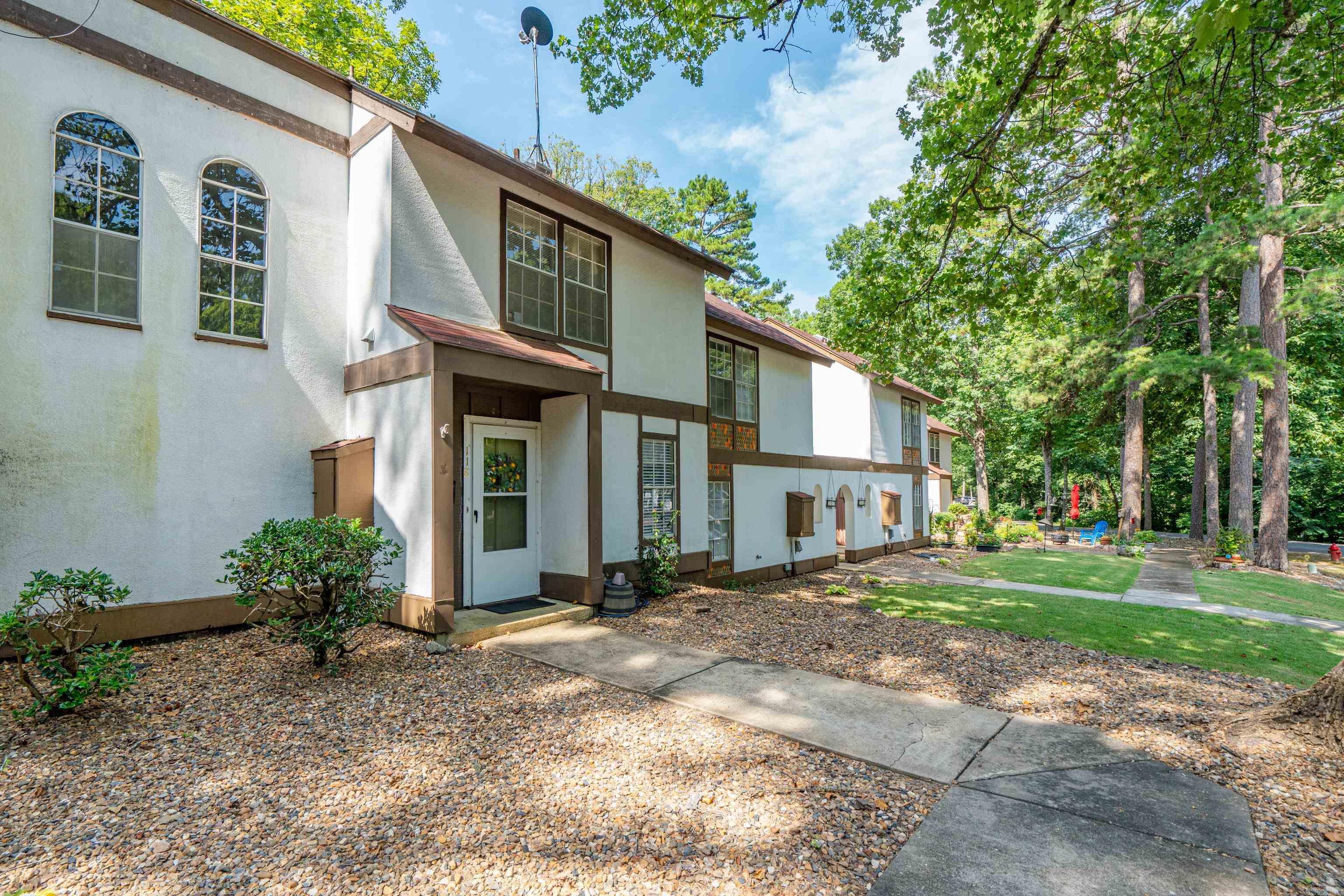 Desoto Courts Townhouse 1 - Residential