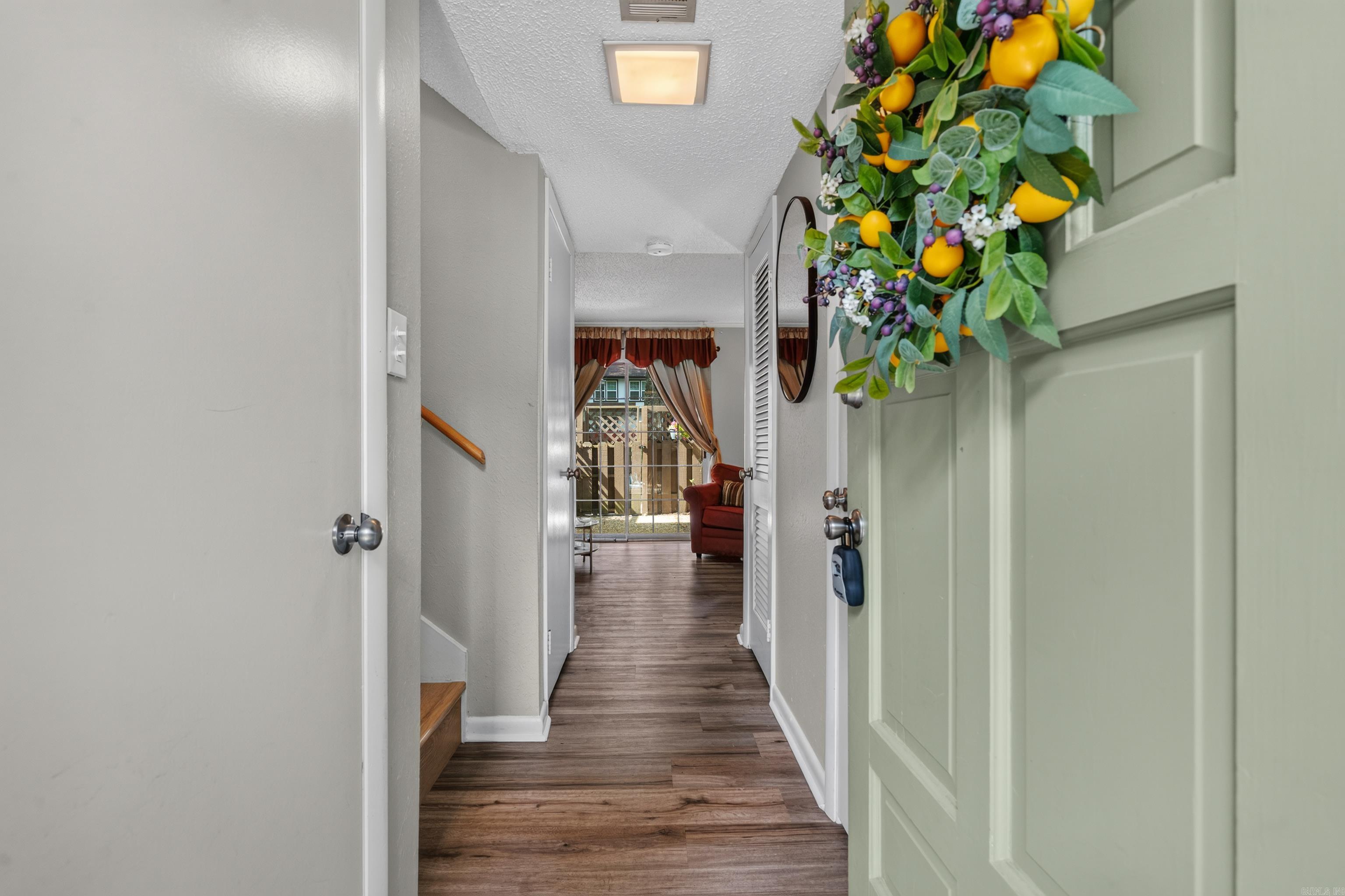 Desoto Courts Townhouse 1 - Residential