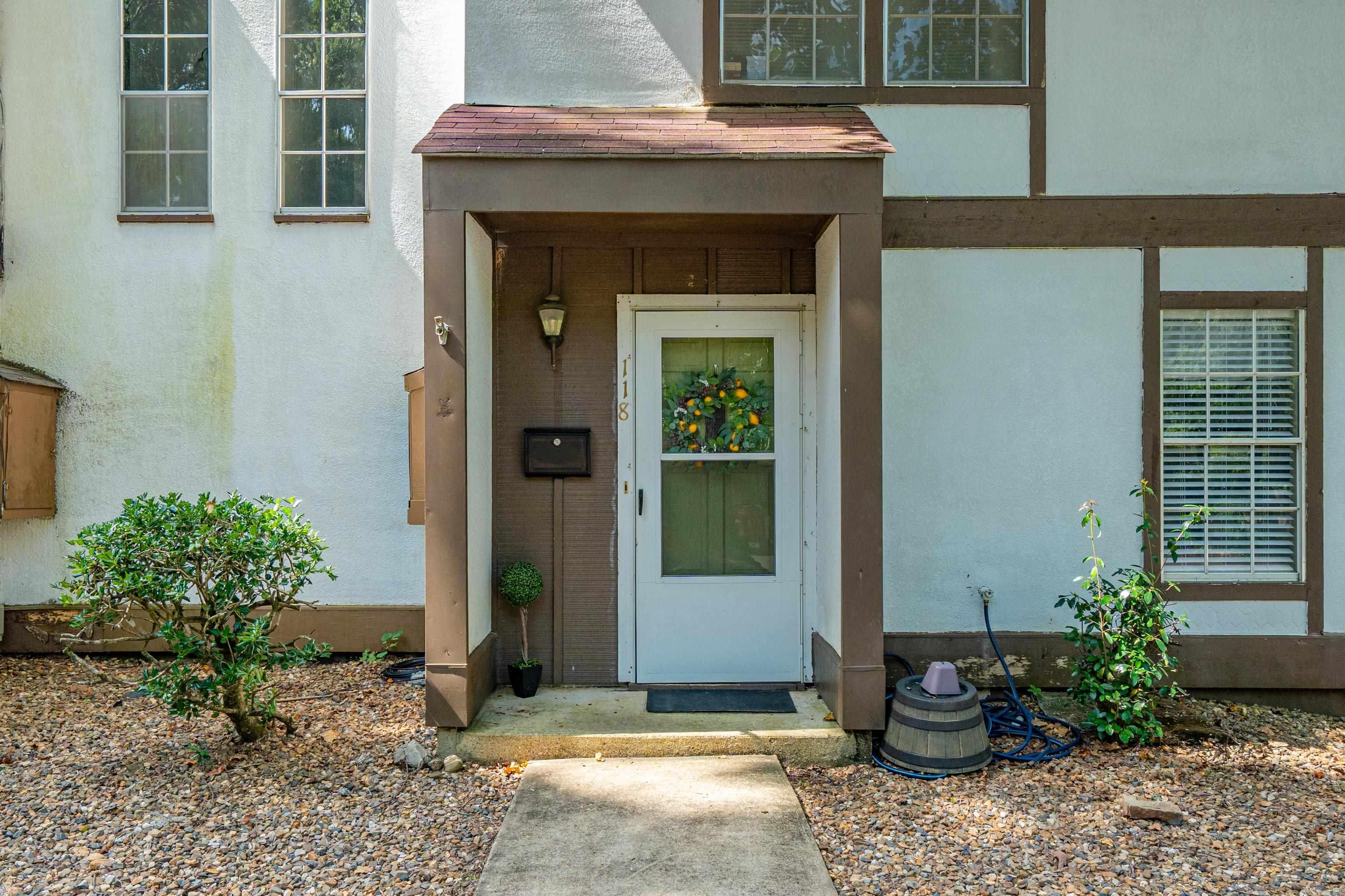 Desoto Courts Townhouse 1 - Residential