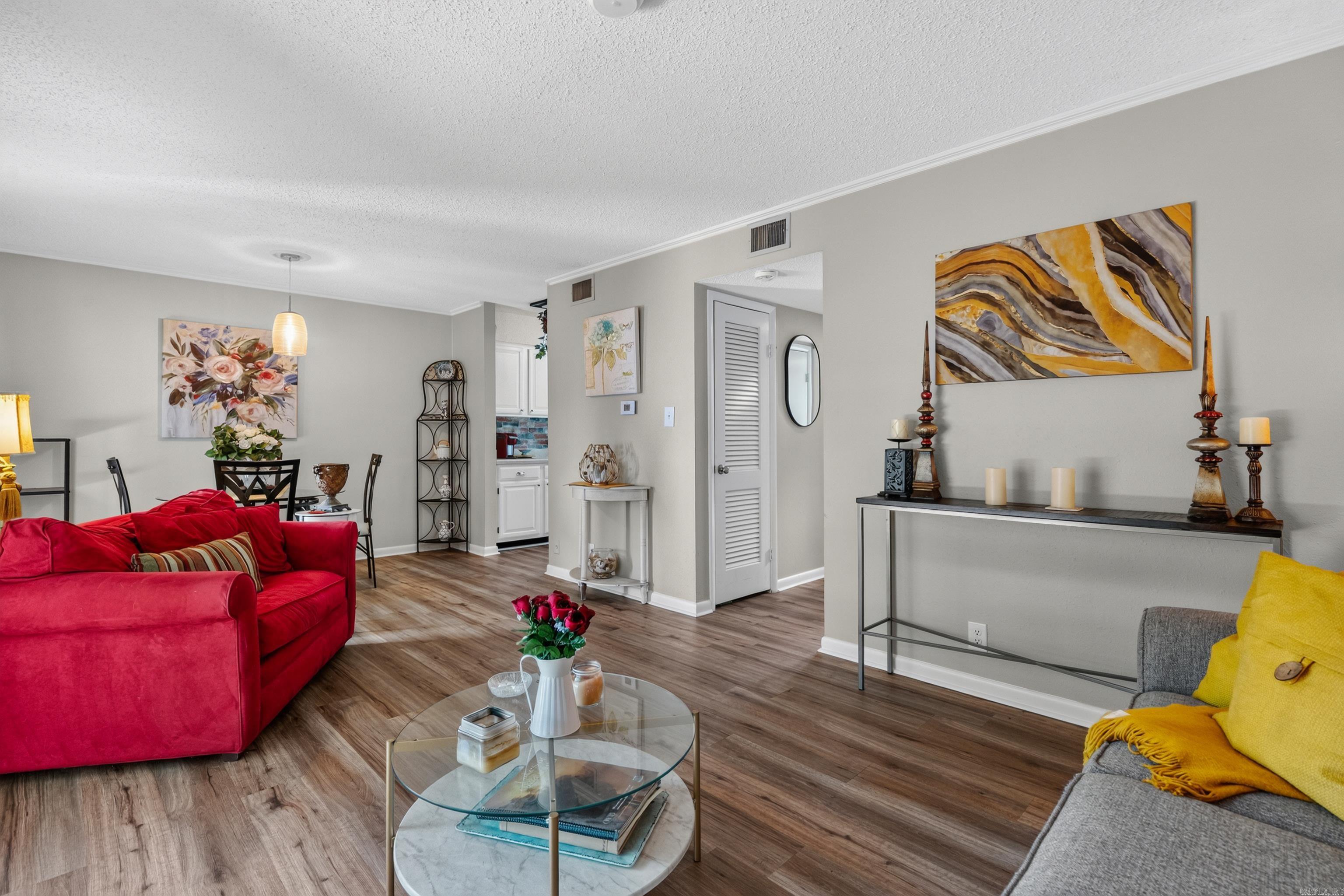 Desoto Courts Townhouse 1 - Residential
