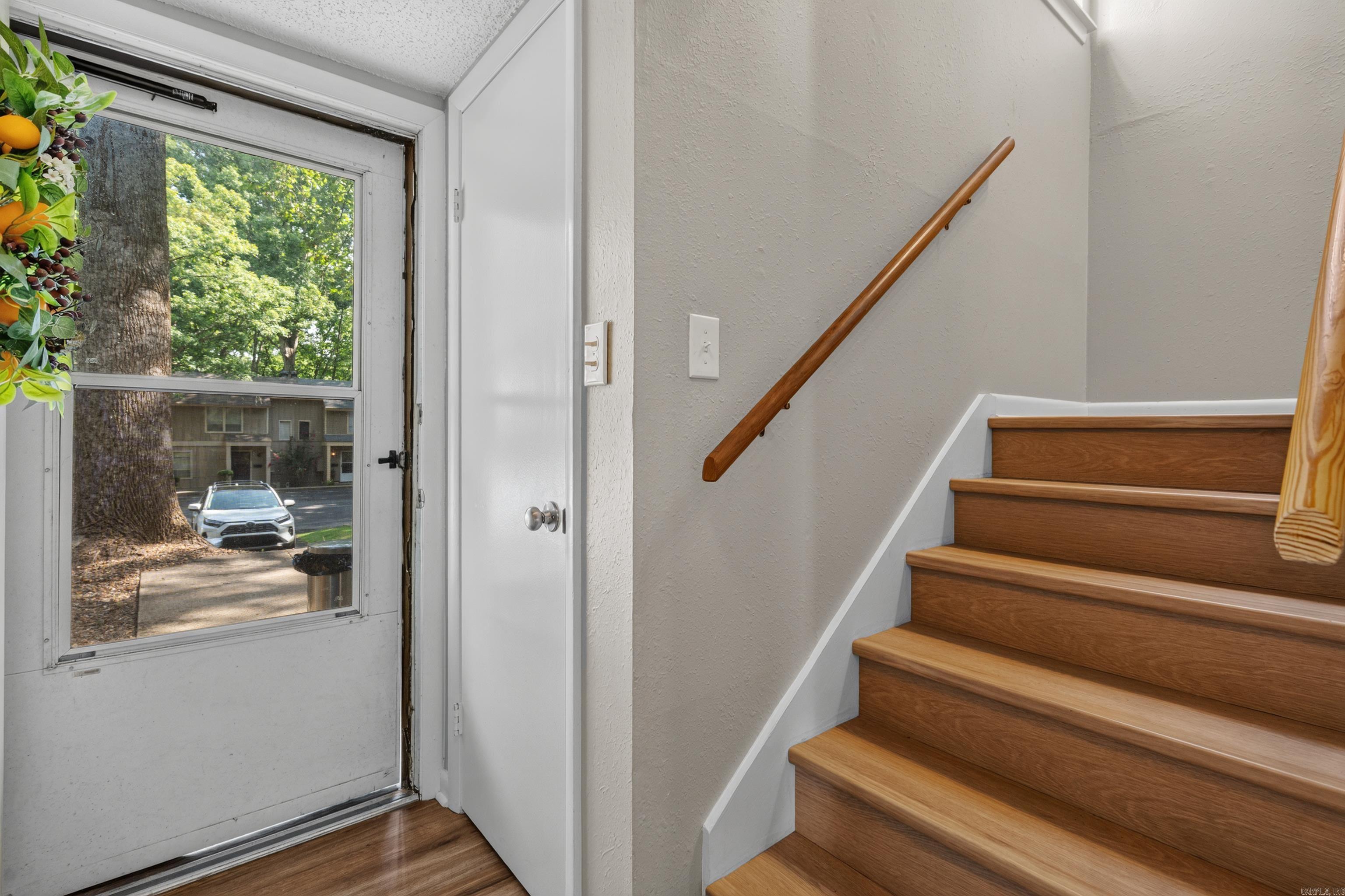 Desoto Courts Townhouse 1 - Residential
