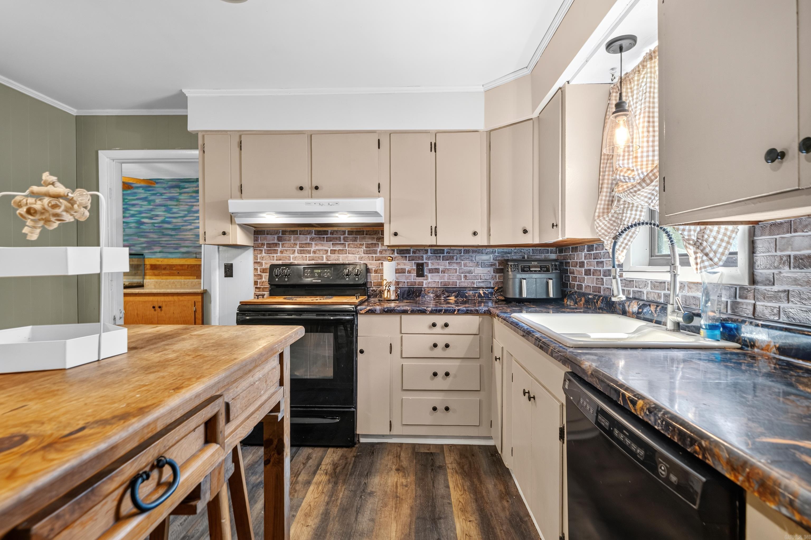 CADDO HILLS - Residential