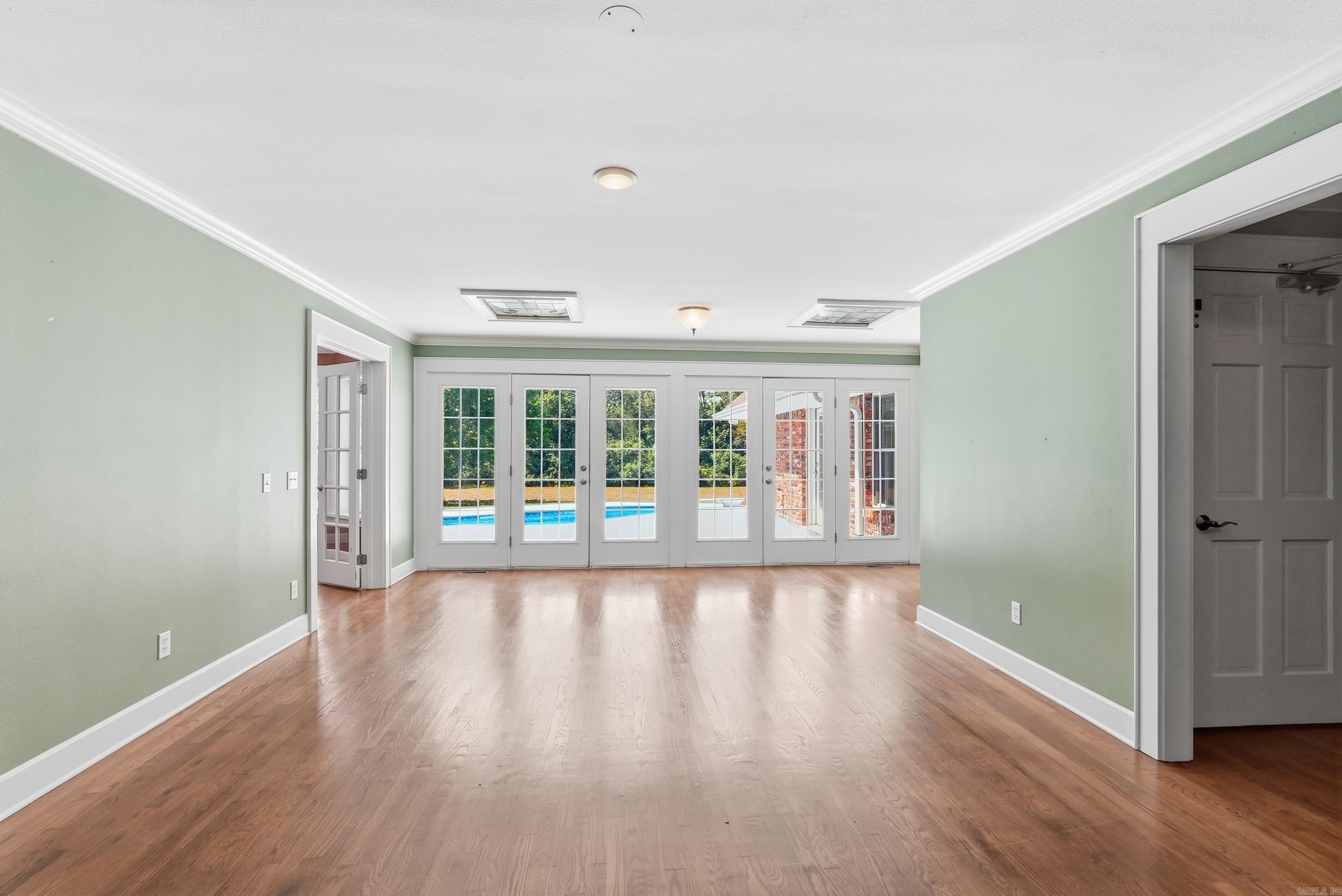 Metes & Bounds - Residential