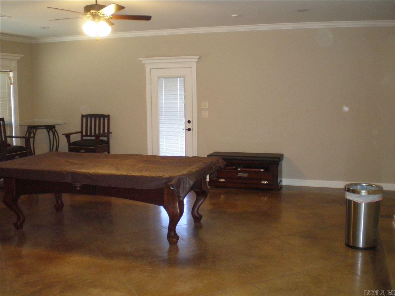 MAJESTIC POINTE - Residential