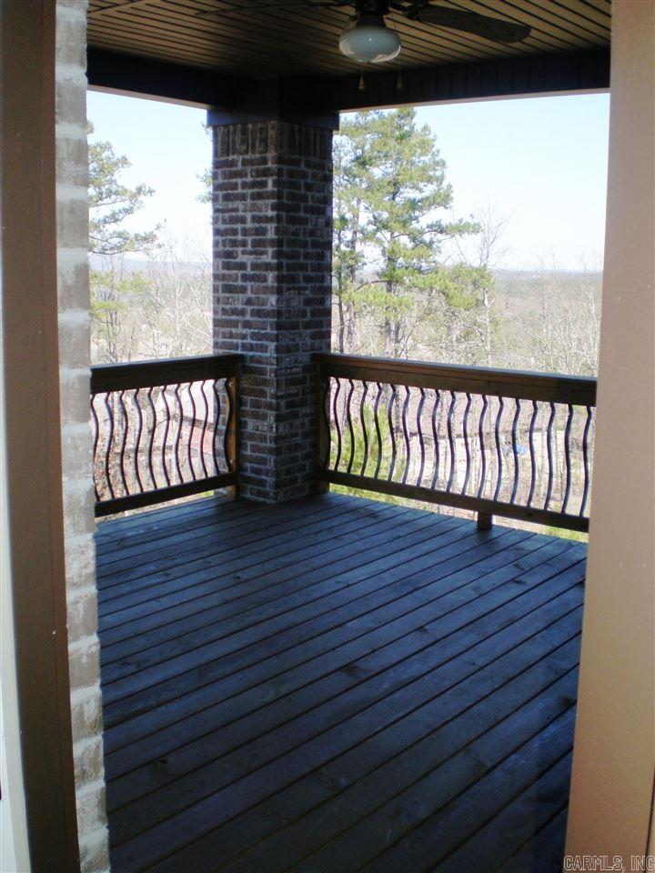 MAJESTIC POINTE - Residential