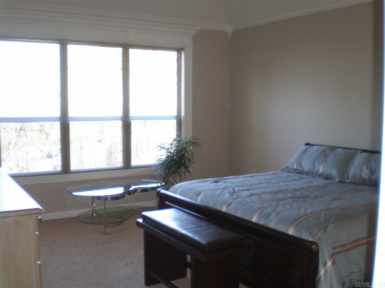 MAJESTIC POINTE - Residential
