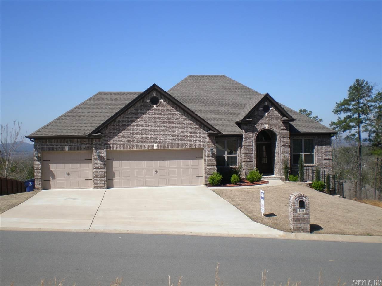 MAJESTIC POINTE - Residential