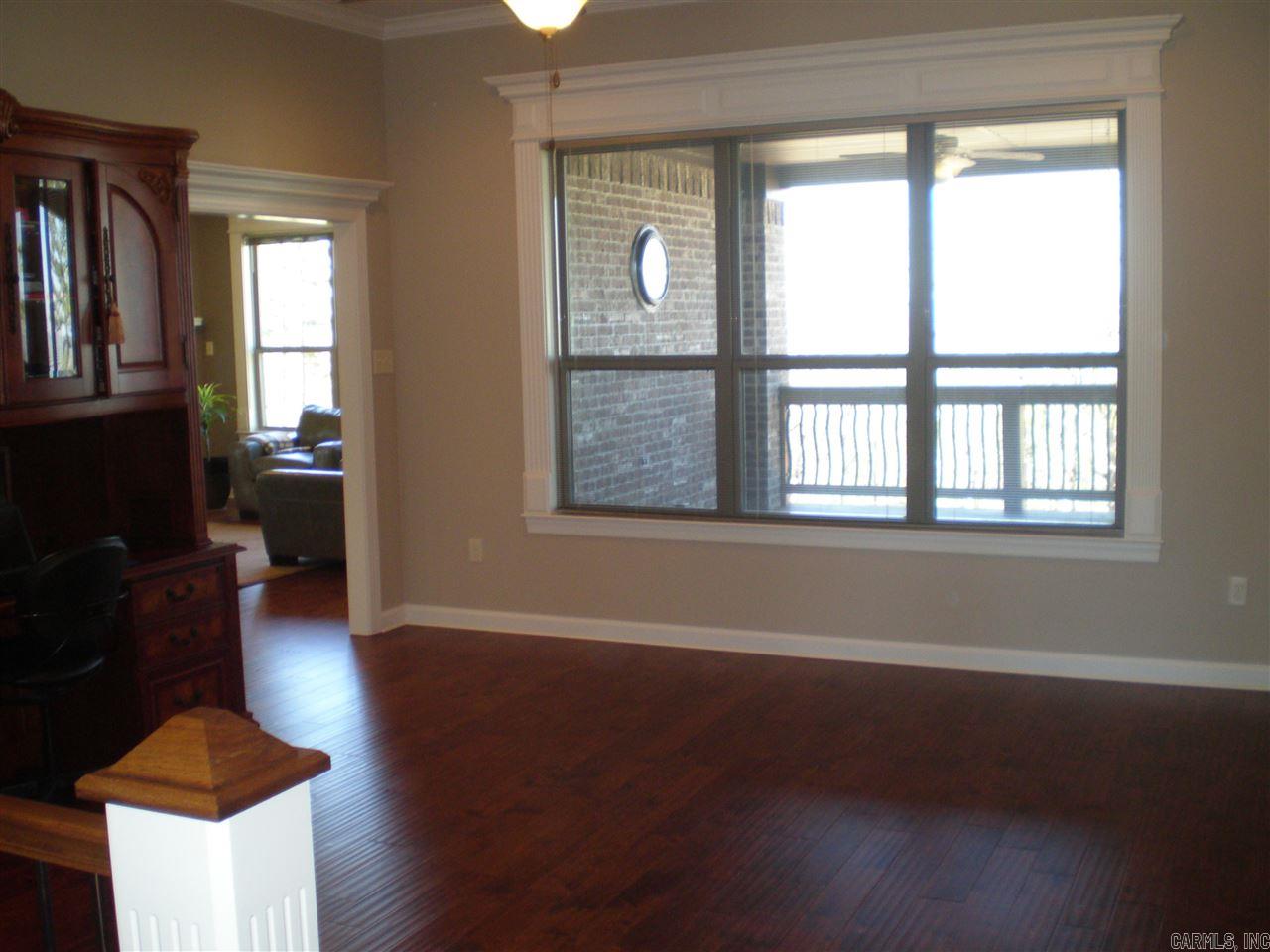 MAJESTIC POINTE - Residential