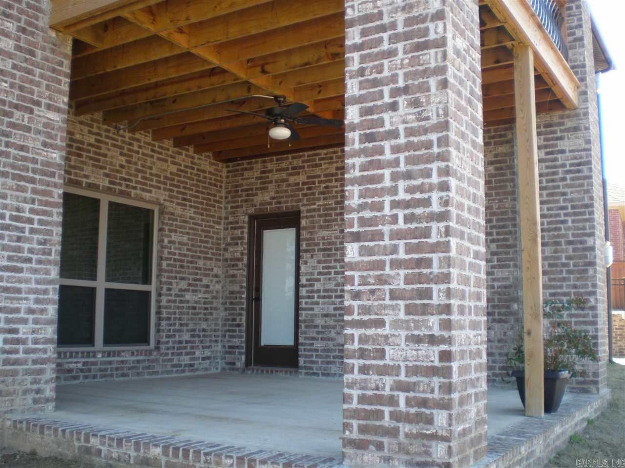 MAJESTIC POINTE - Residential