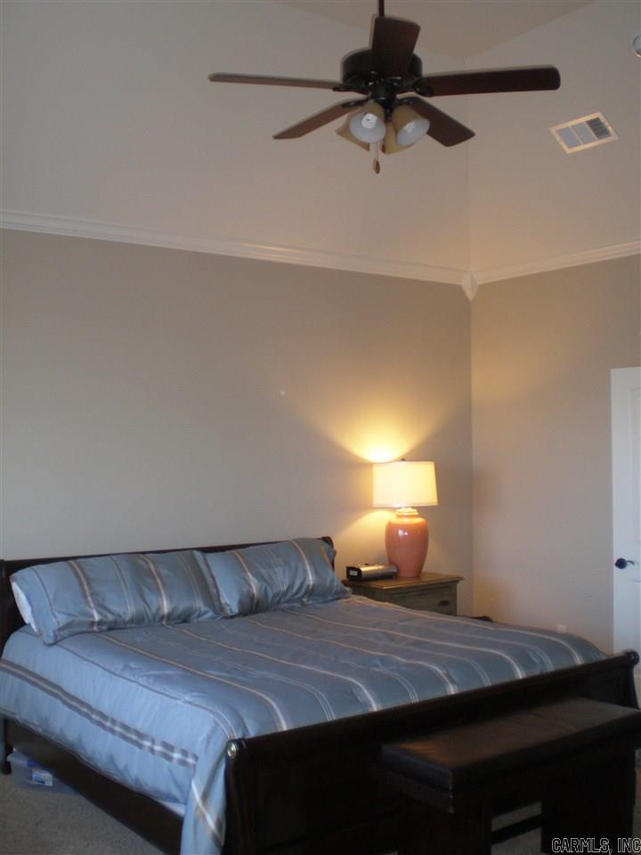 MAJESTIC POINTE - Residential