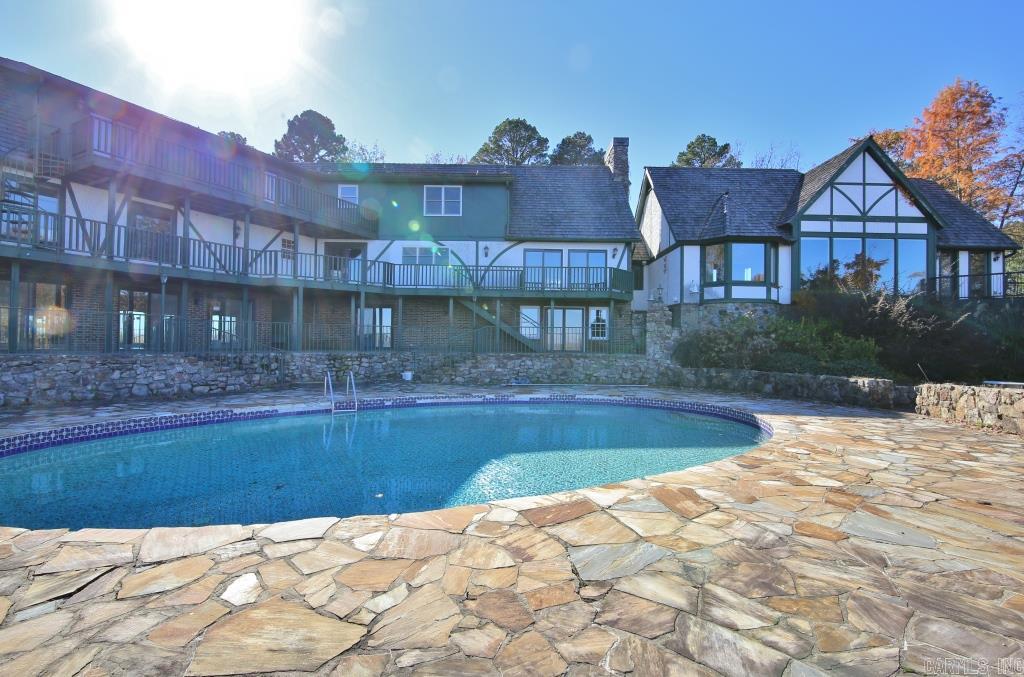 COUNTRY CLUB OF AR VILLAGE WAY A - Residential