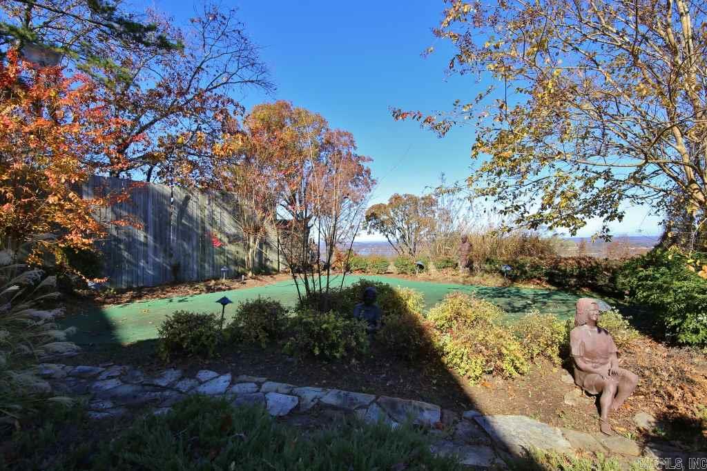 COUNTRY CLUB OF AR VILLAGE WAY A - Residential
