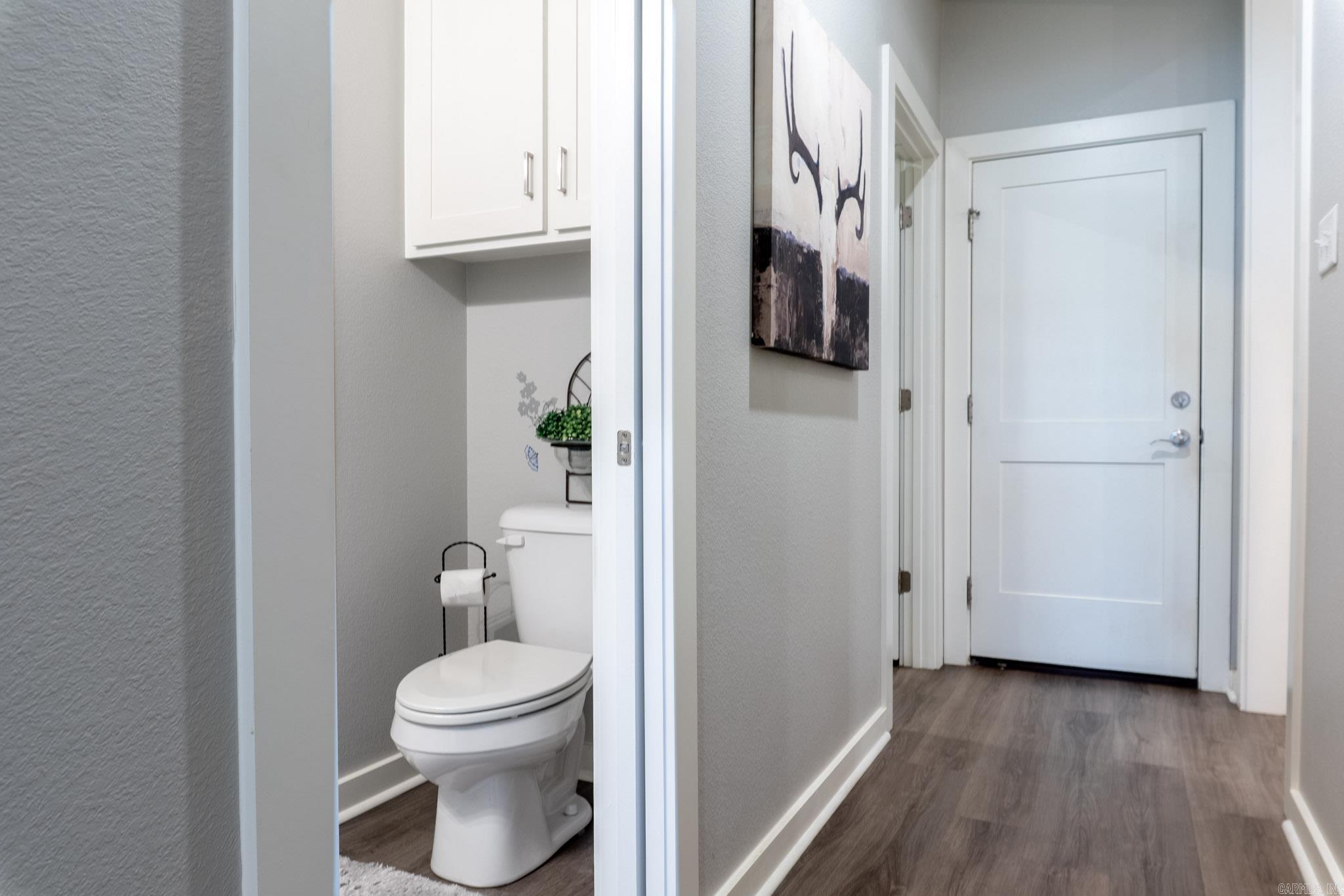 OAK TREE SOUTH - Residential
