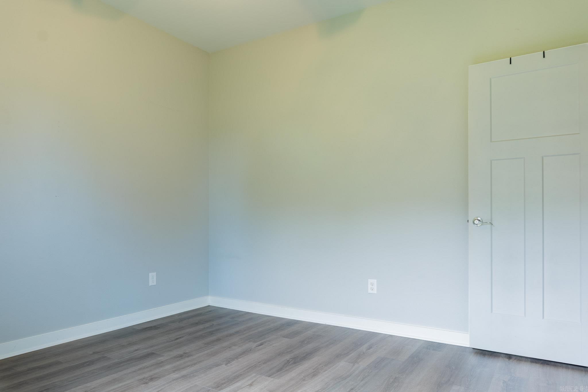 OAK TREE SOUTH - Residential