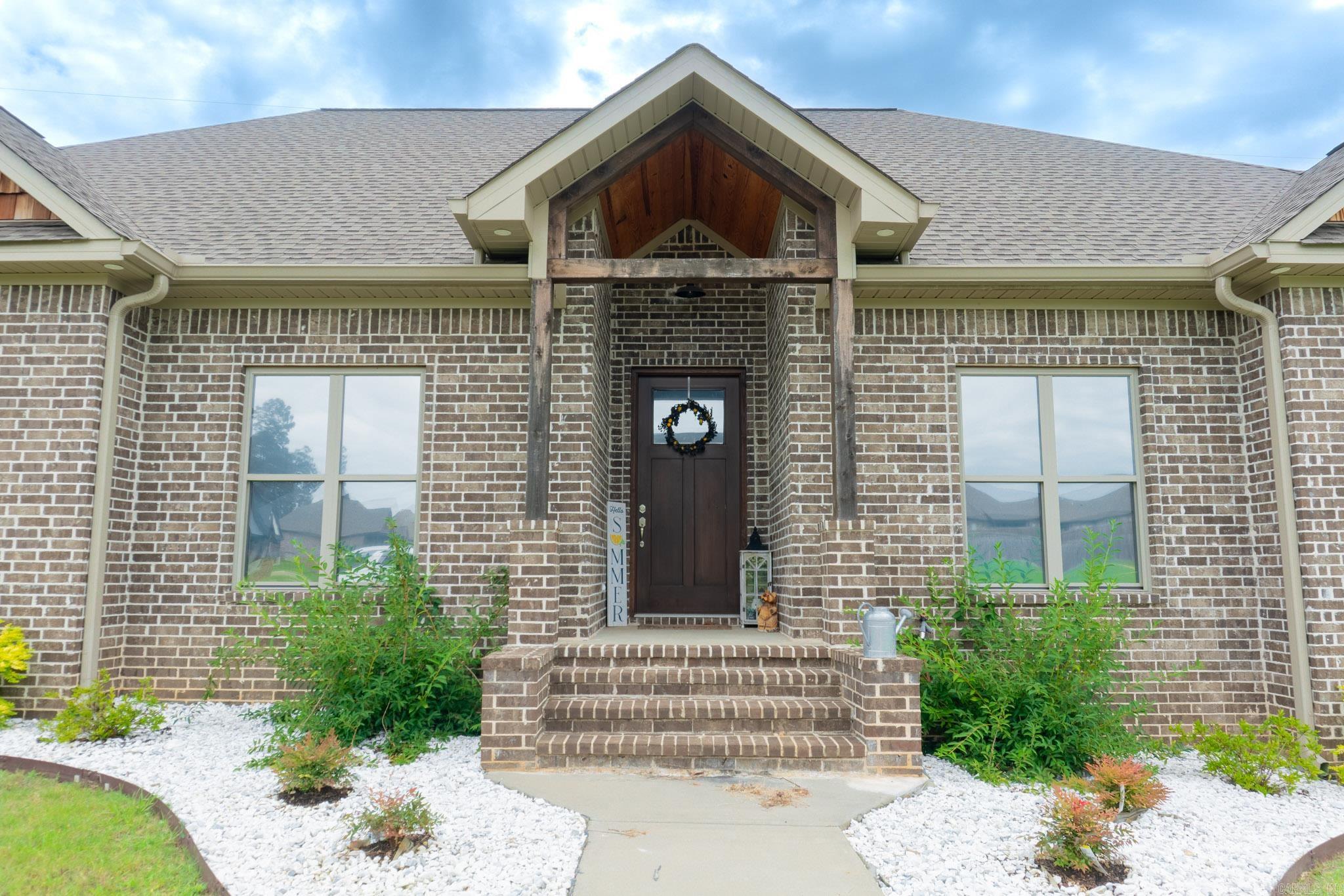 OAK TREE SOUTH - Residential