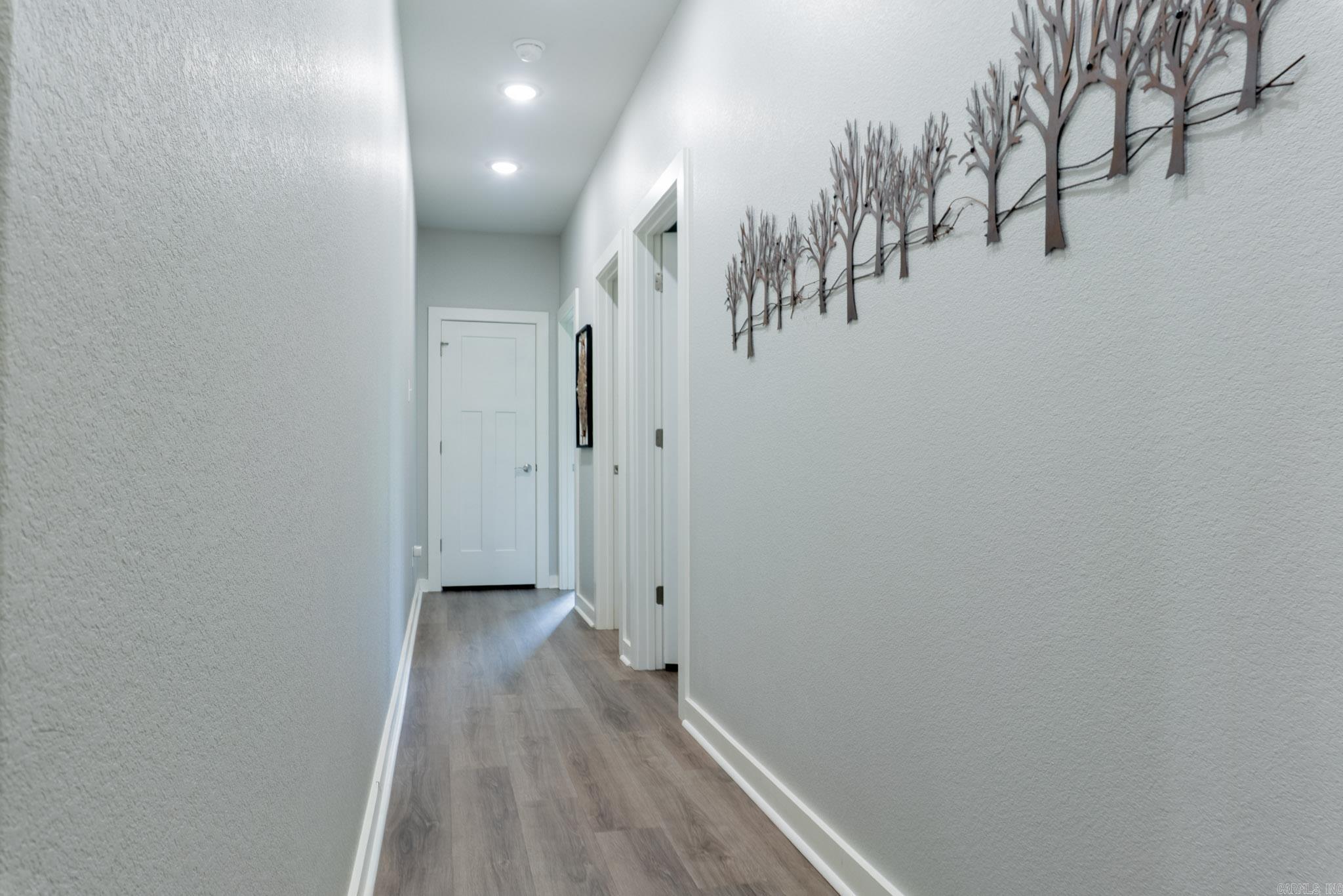 OAK TREE SOUTH - Residential