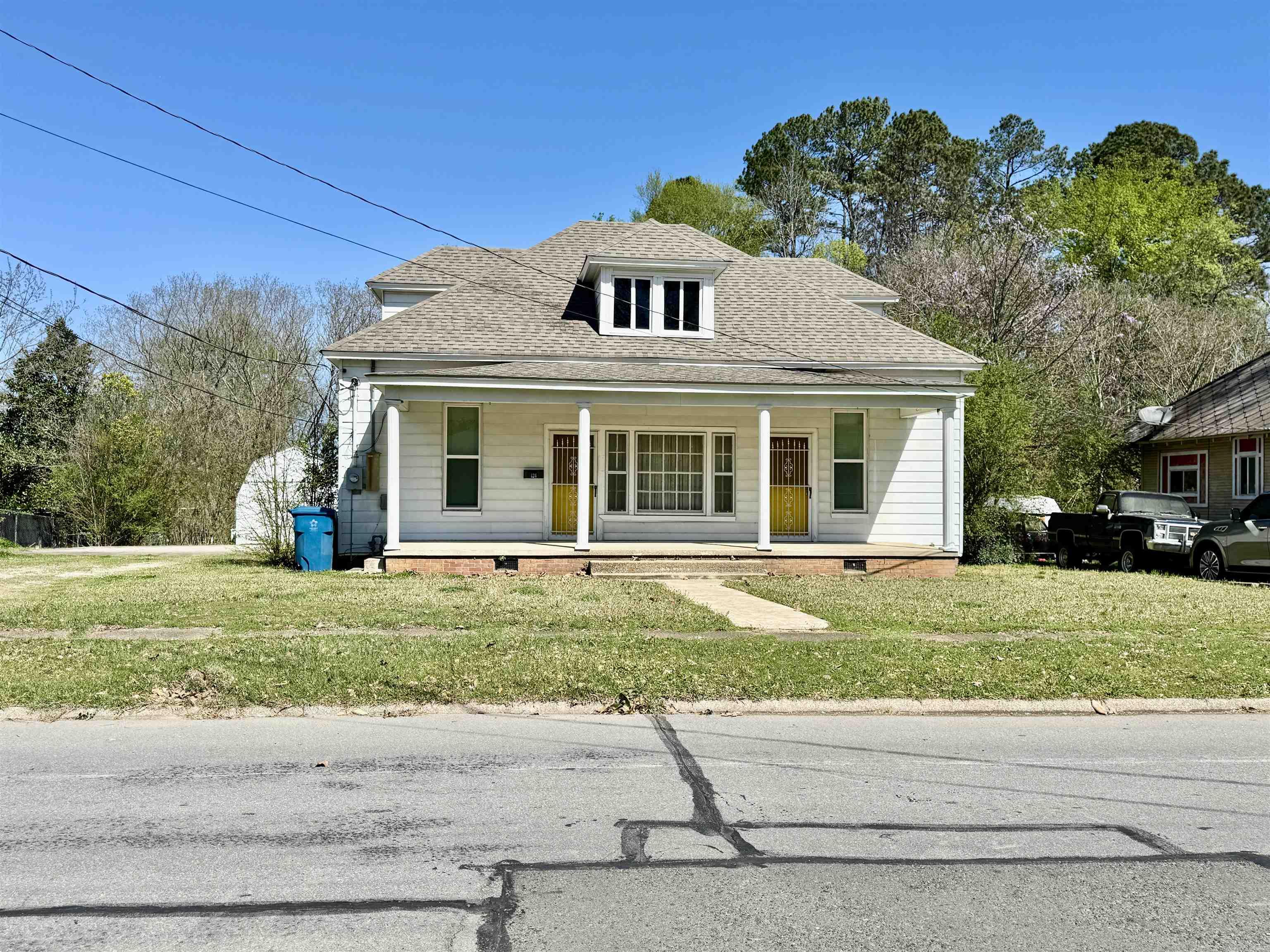 LUND & HILL (ORIGINAL TOWN) - Residential