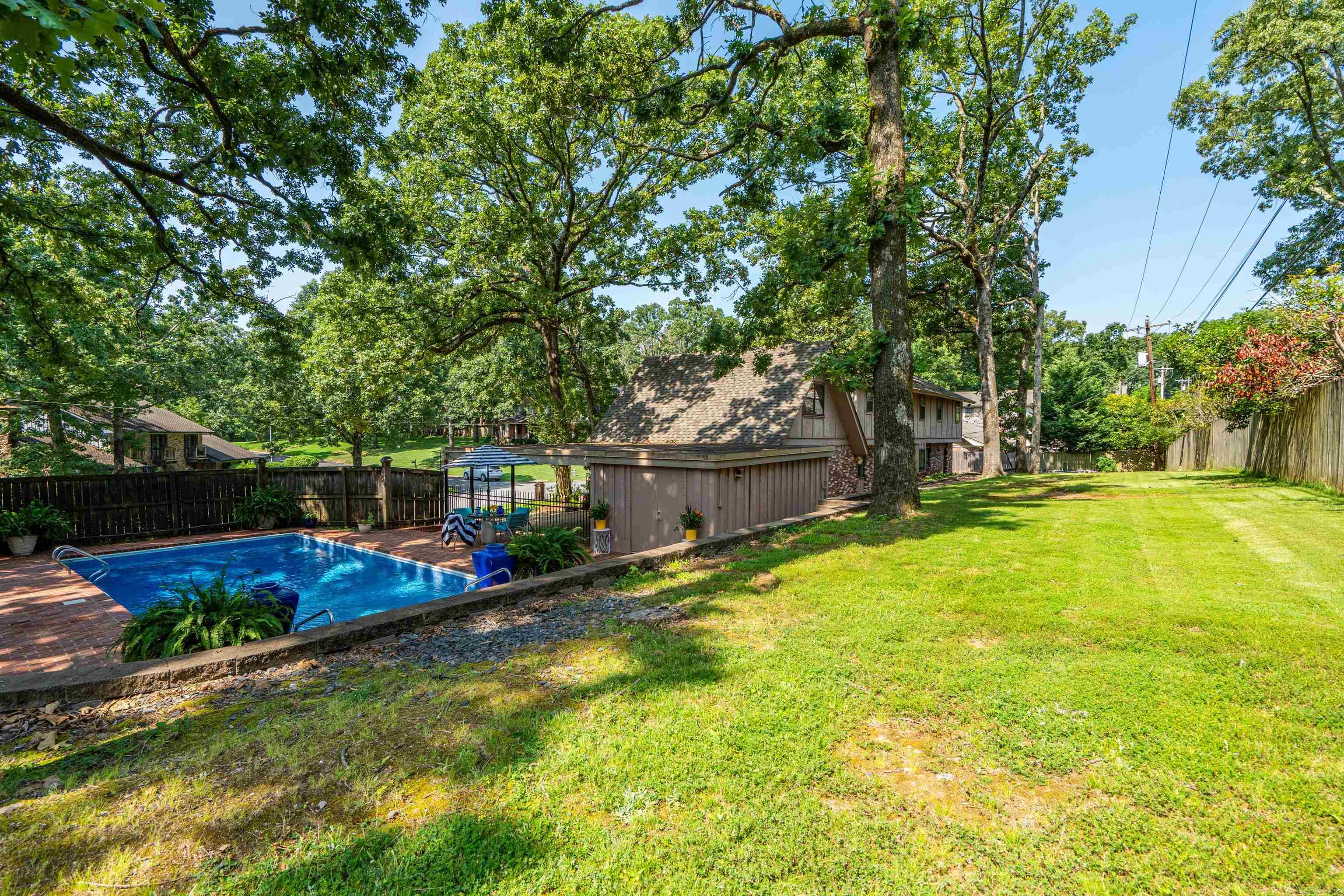 SHADY VALLEY - Residential