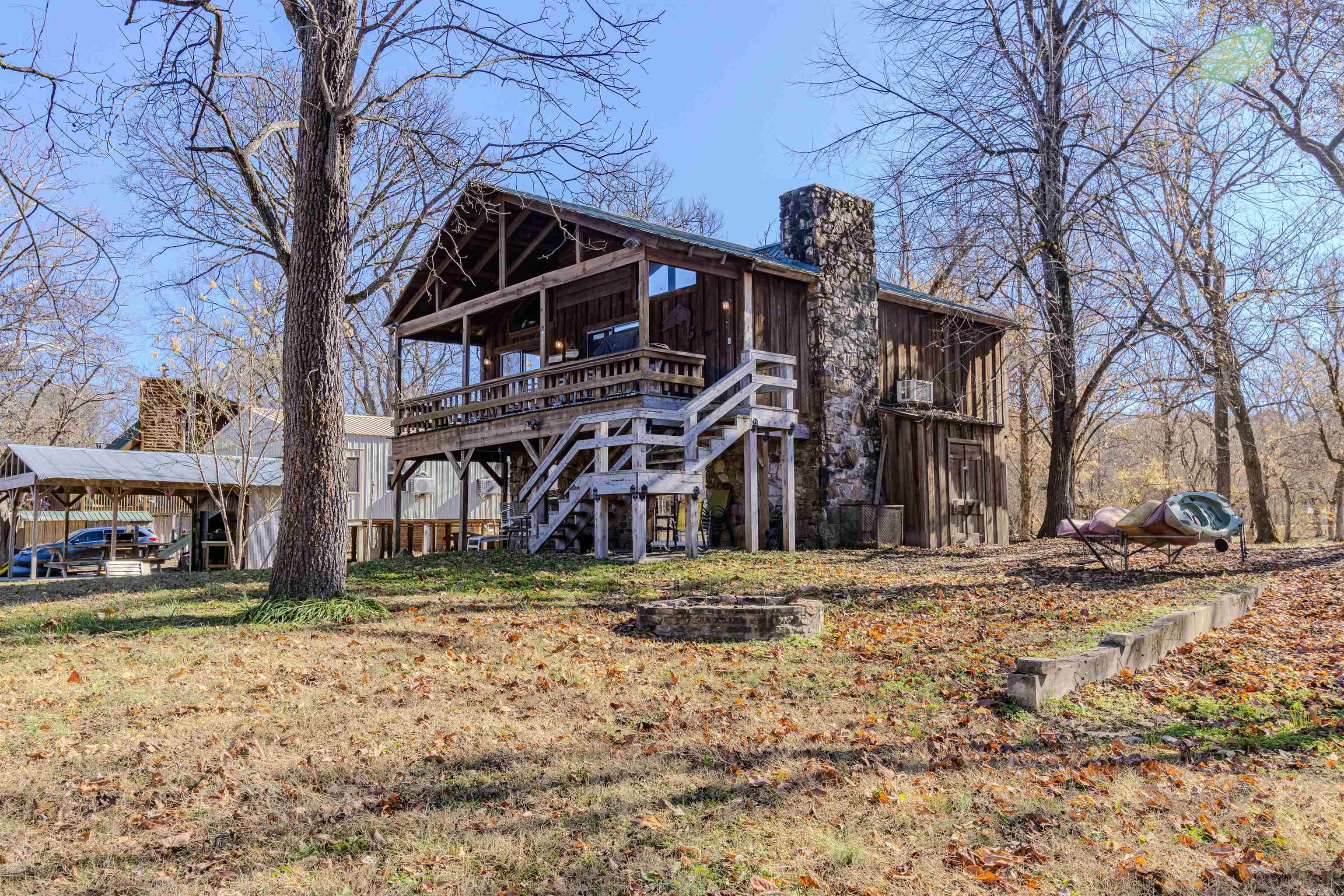 JOHNSON S R FARM - Residential