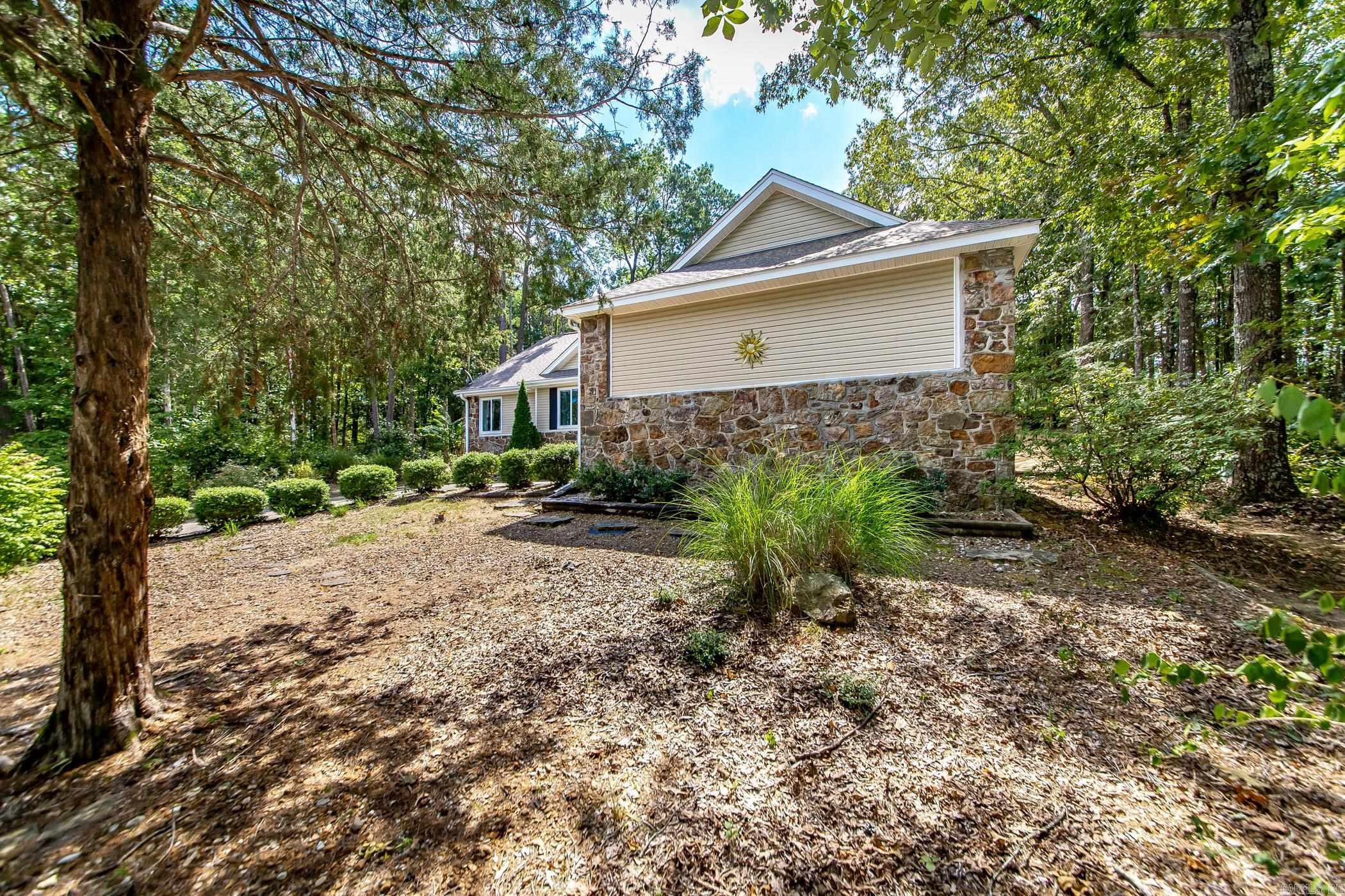 Mountain Ranch - Residential Lease