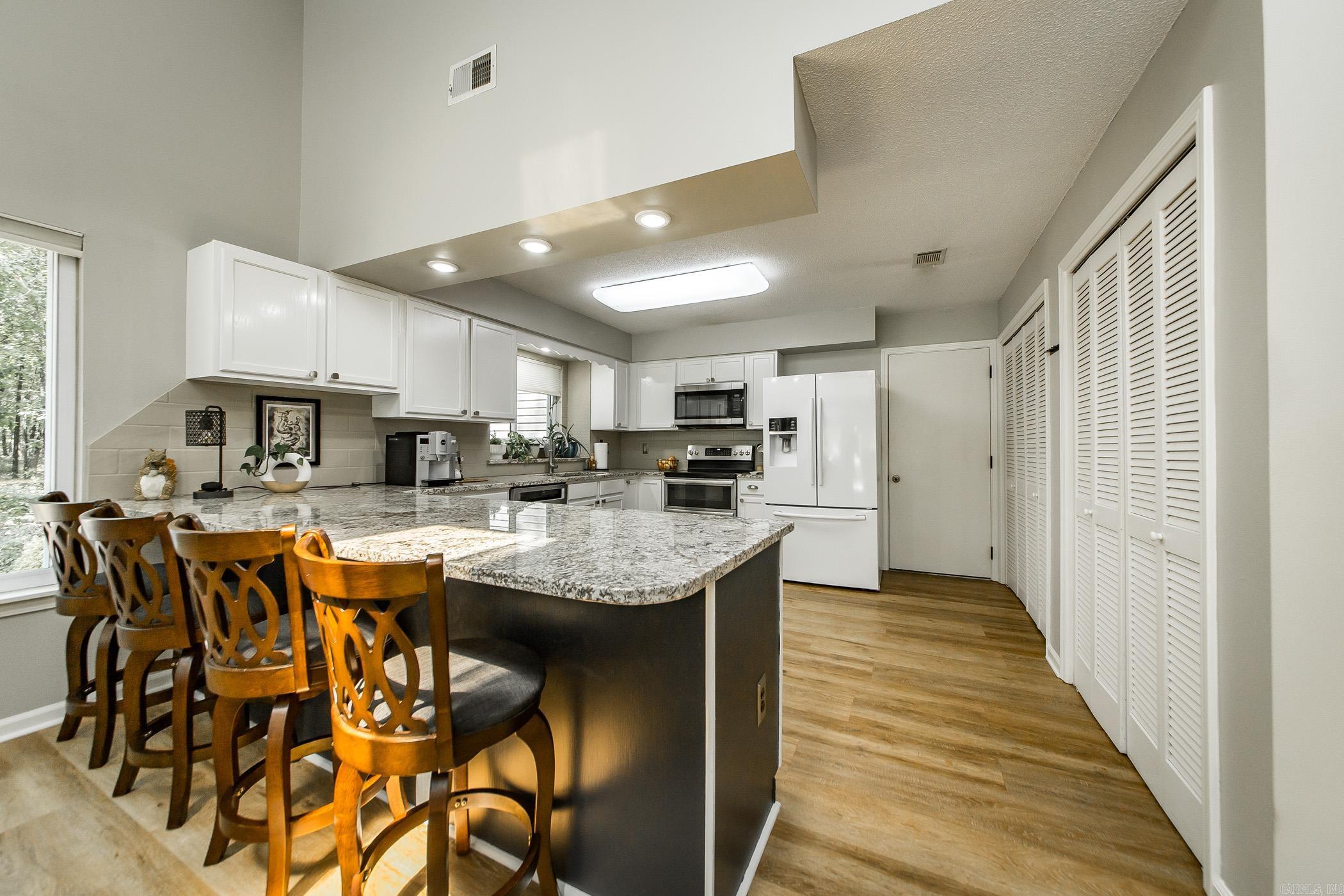 Mountain Ranch - Residential Lease