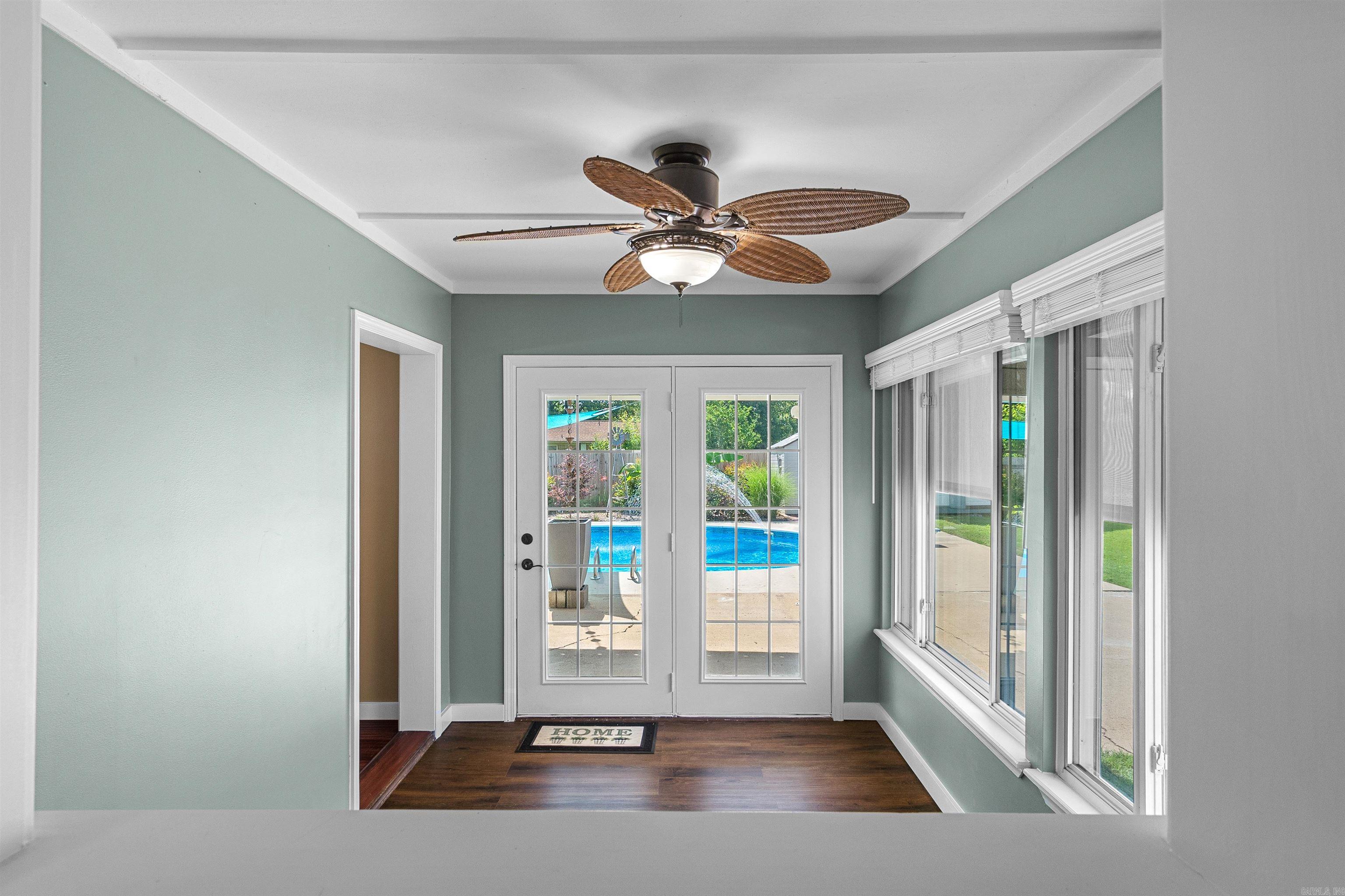 COUNTRY WOOD UNIT - Residential