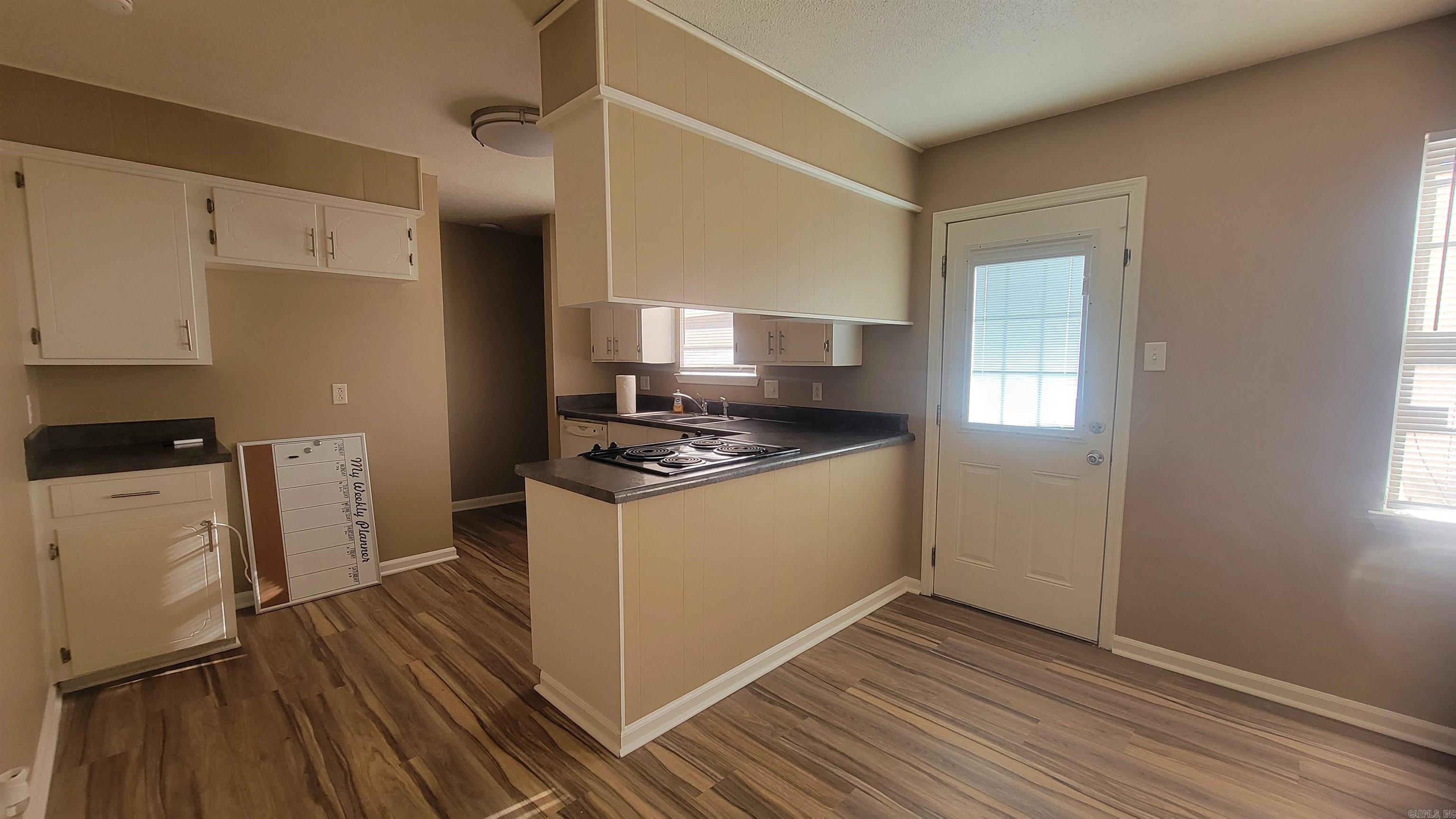 Tiffany Manor - Residential Lease