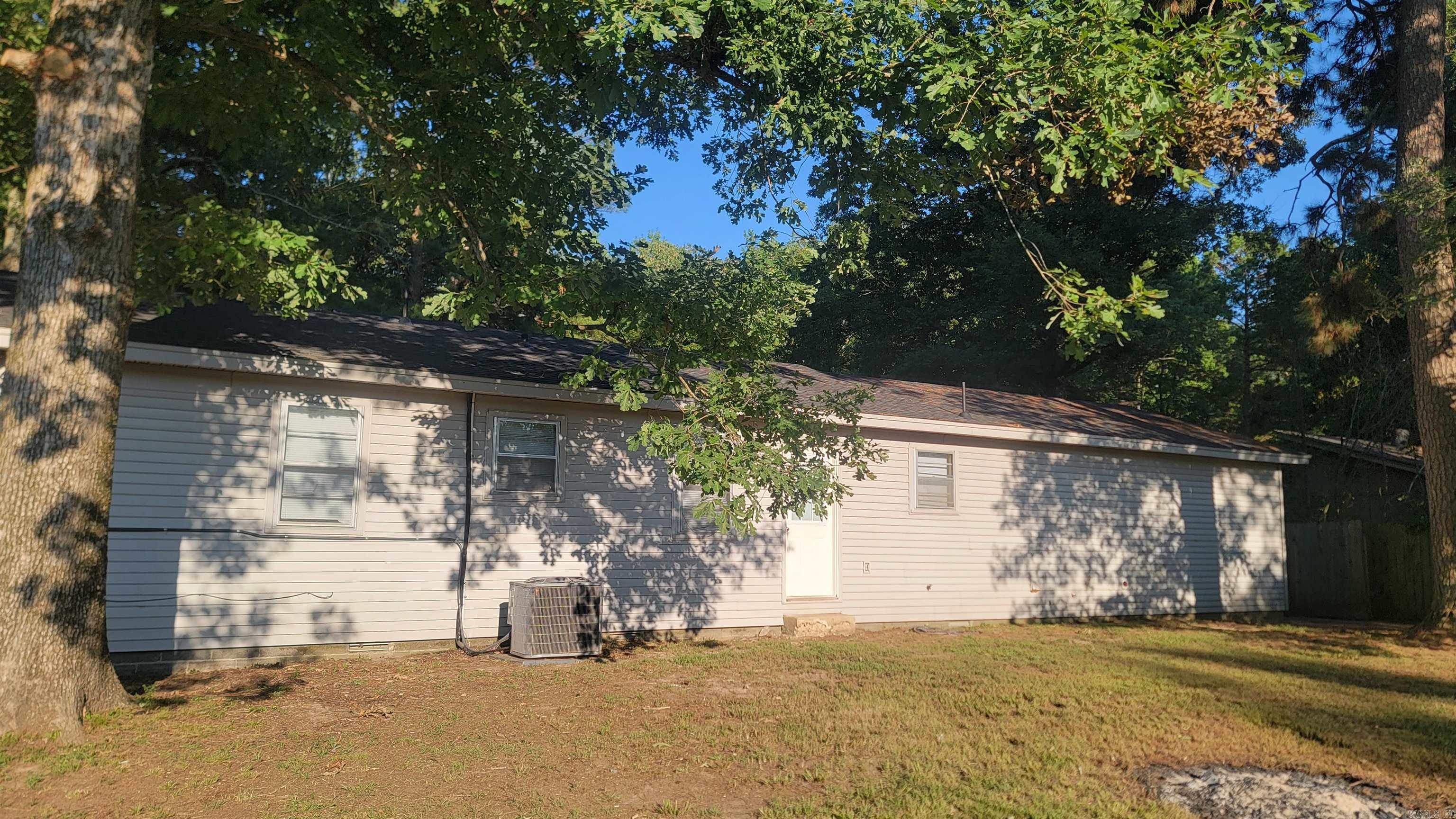 Tiffany Manor - Residential Lease