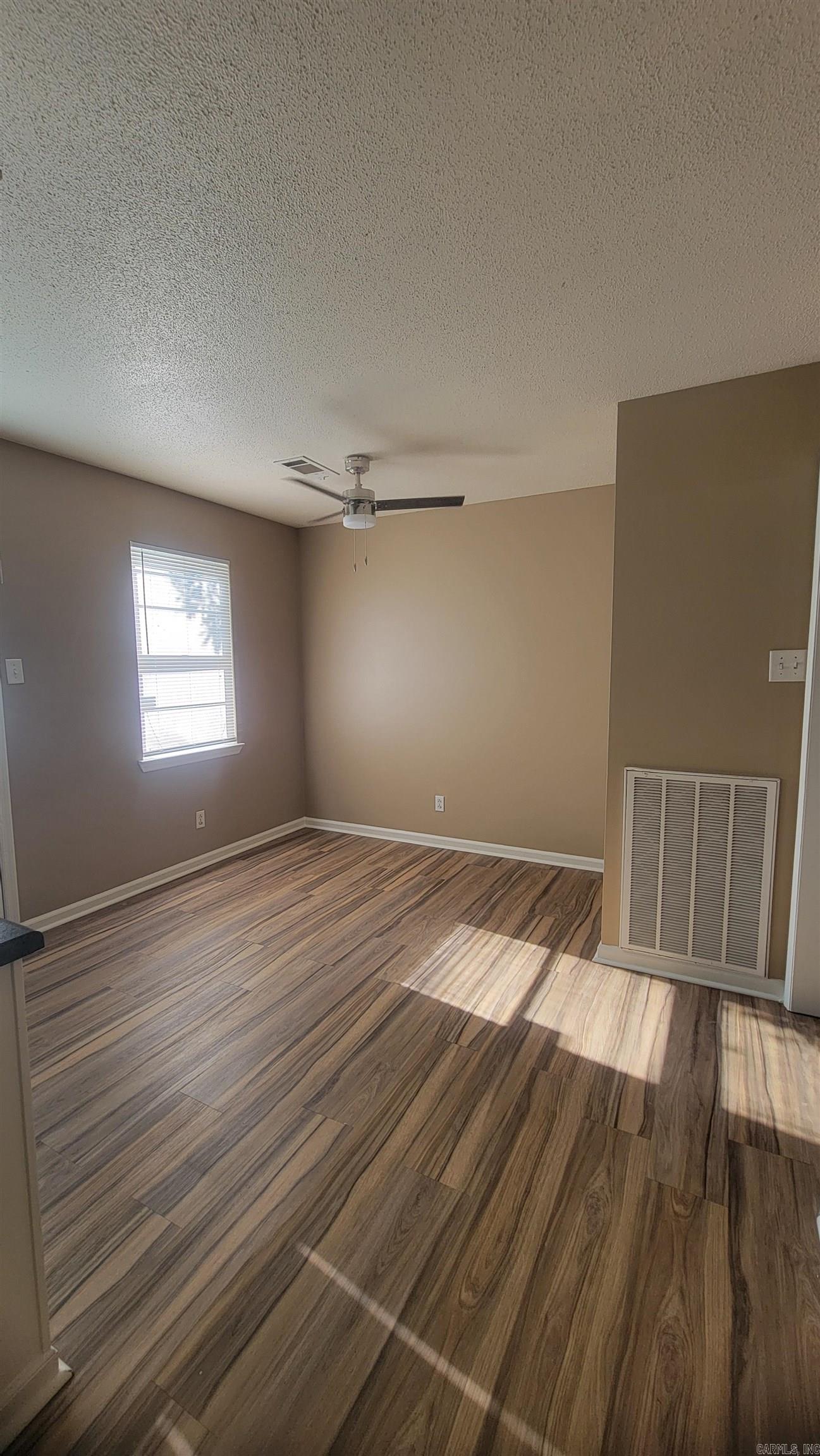 Tiffany Manor - Residential Lease