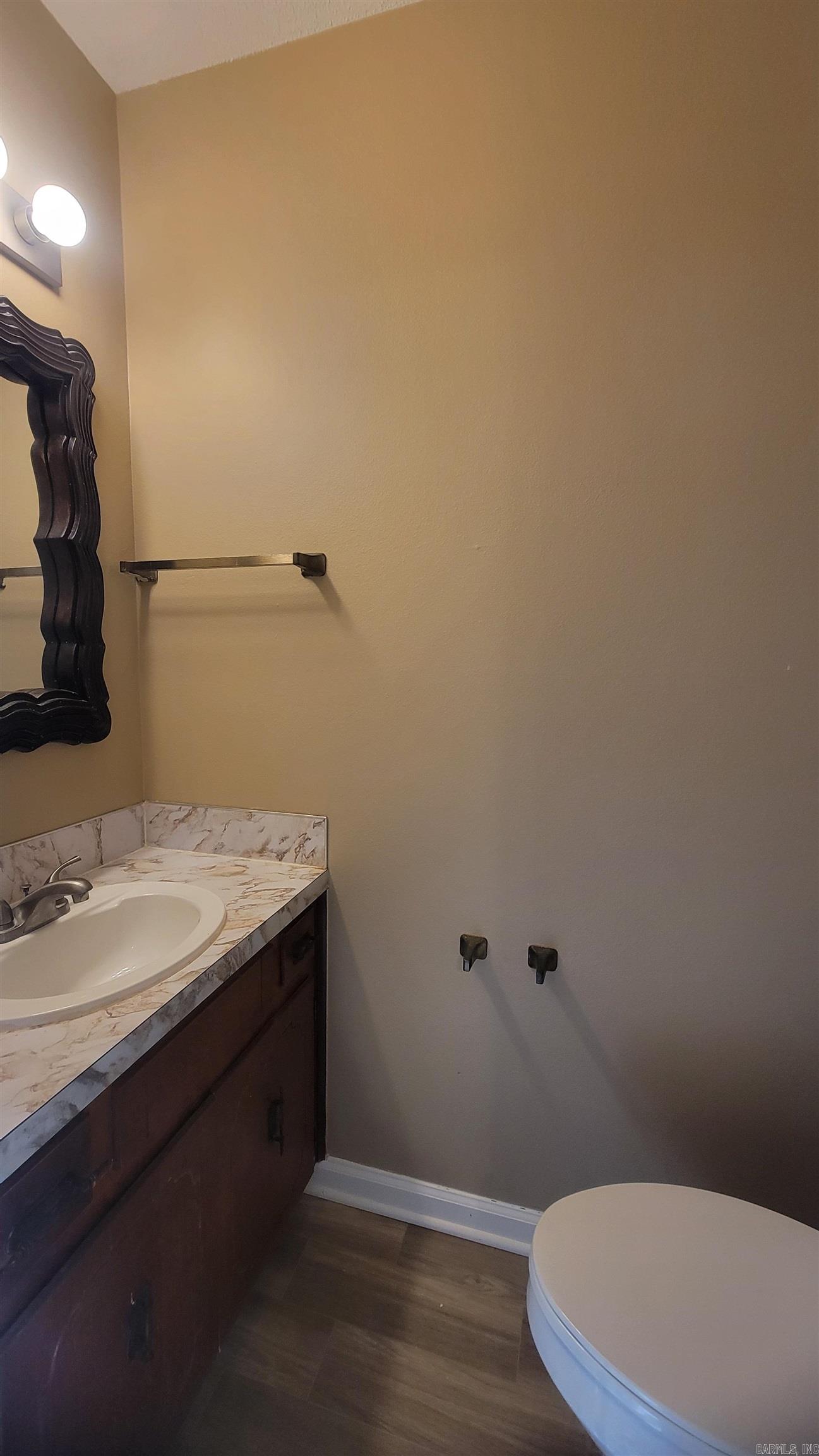 Tiffany Manor - Residential Lease