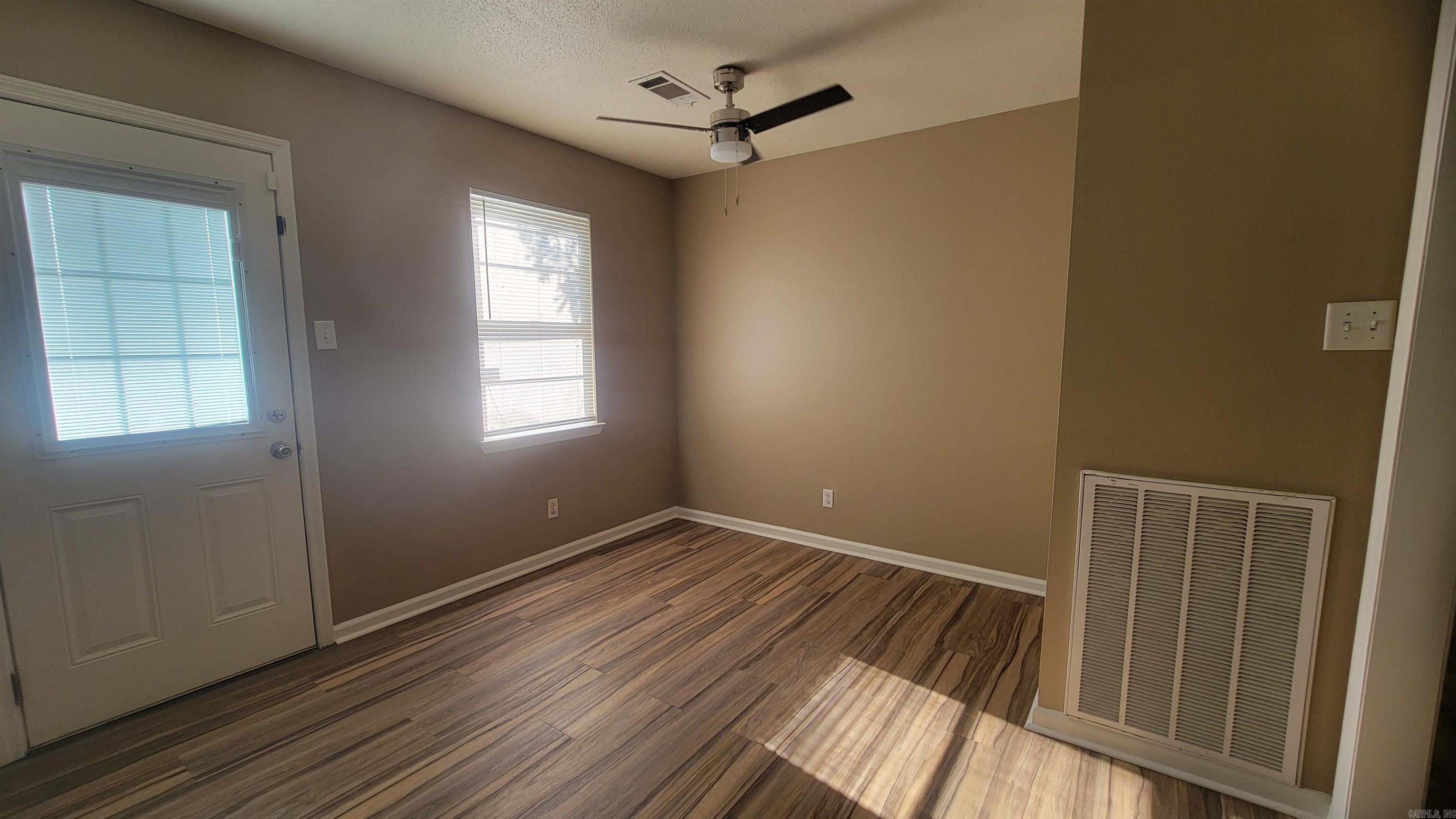 Tiffany Manor - Residential Lease