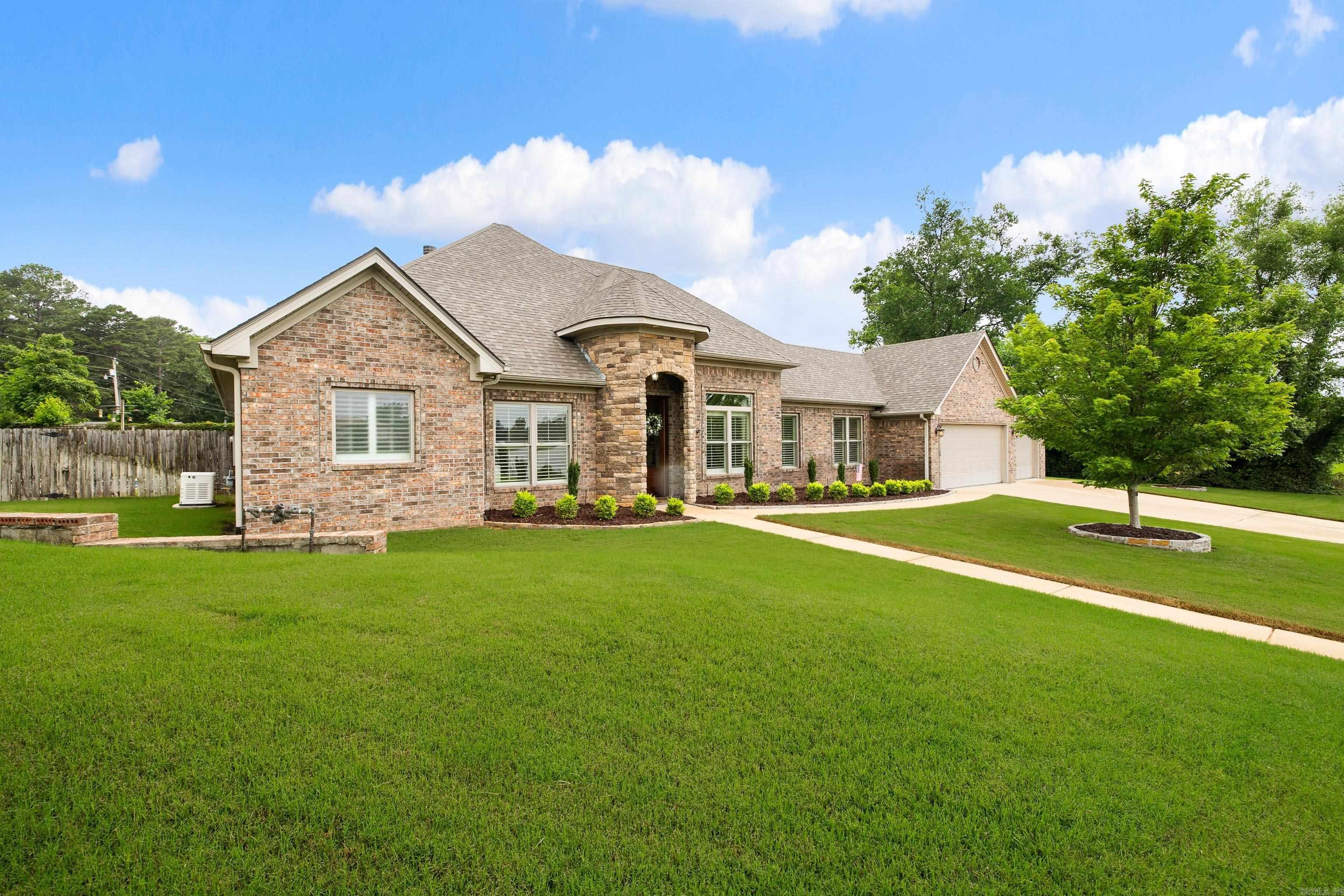HURRICANE LAKE EST - Residential