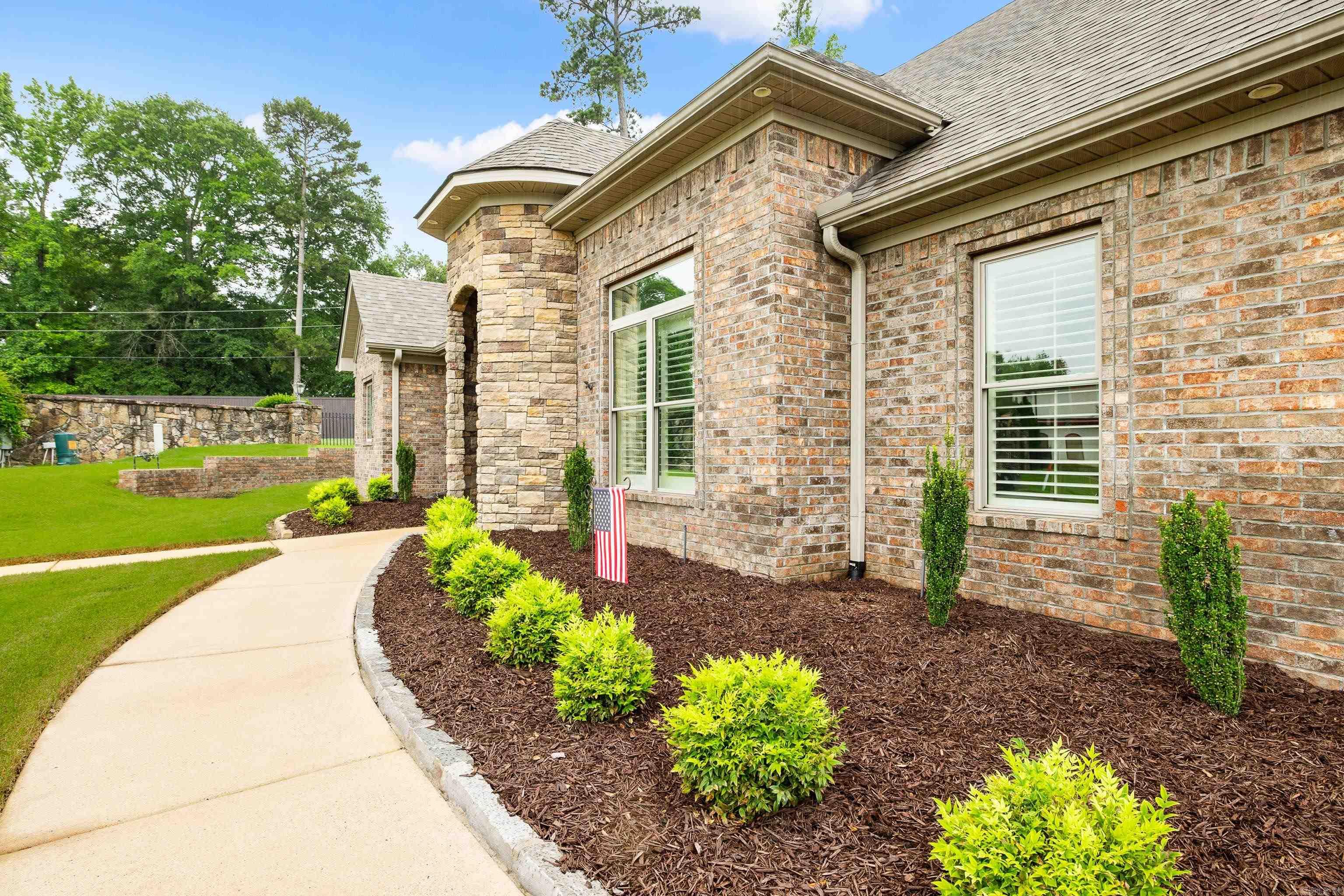HURRICANE LAKE EST - Residential