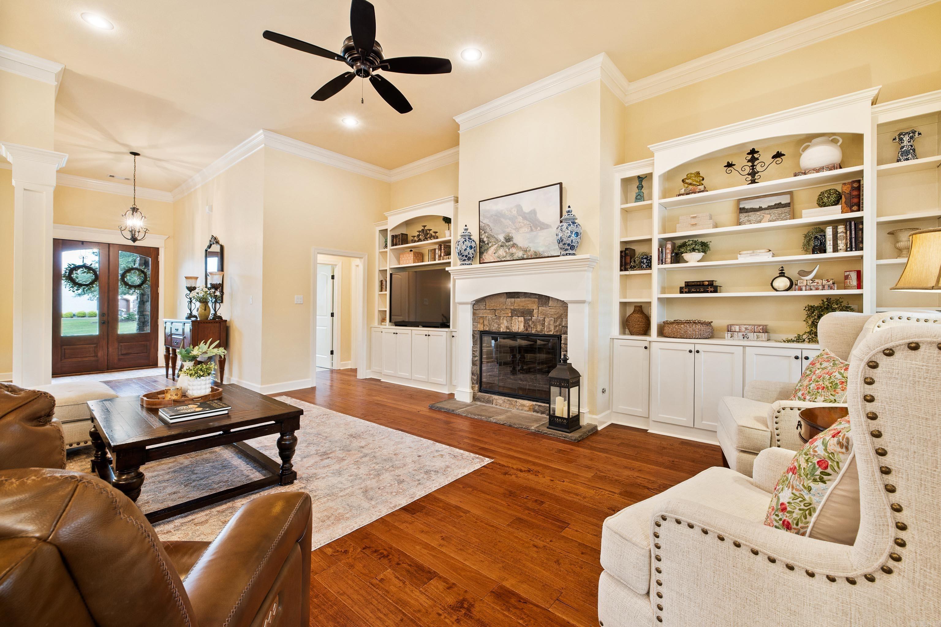 HURRICANE LAKE EST - Residential