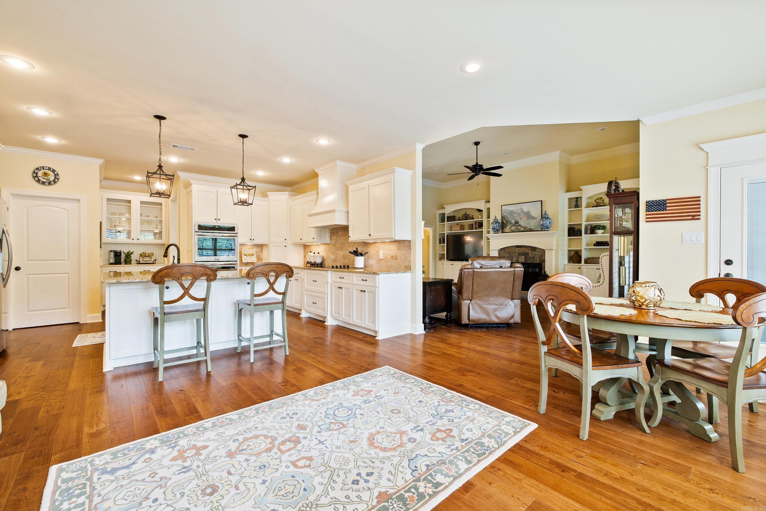 HURRICANE LAKE EST - Residential