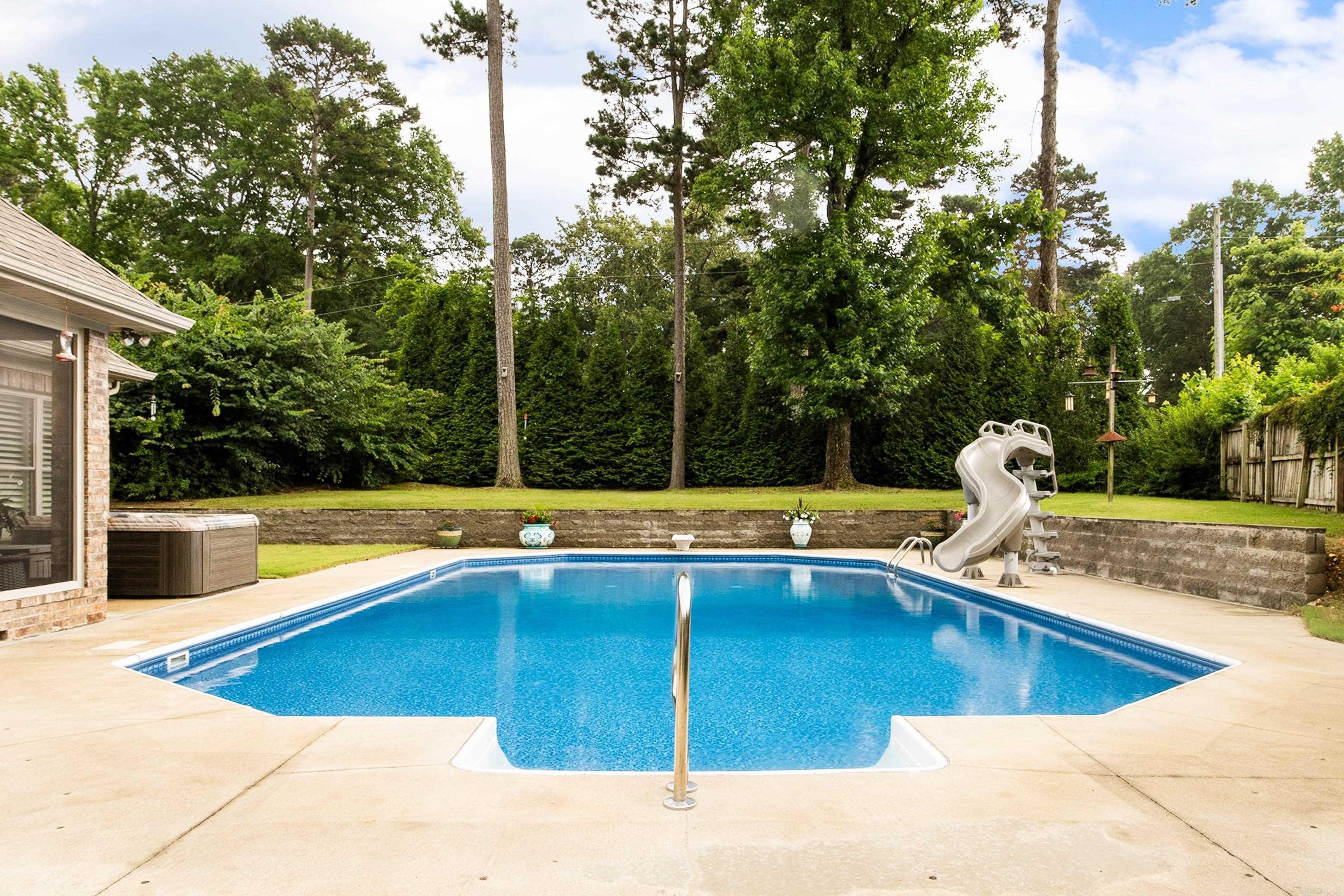 HURRICANE LAKE EST - Residential