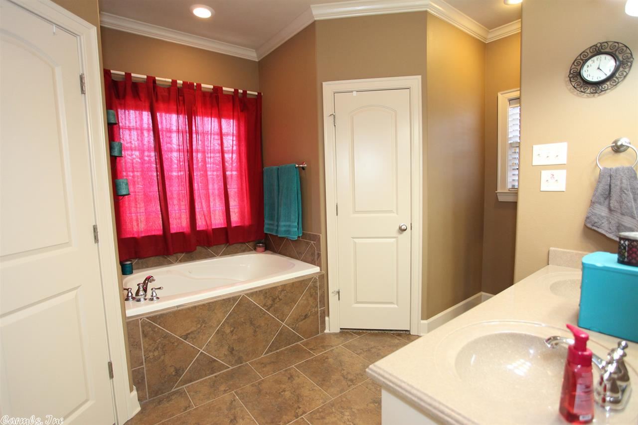 Chapel Creek - Residential