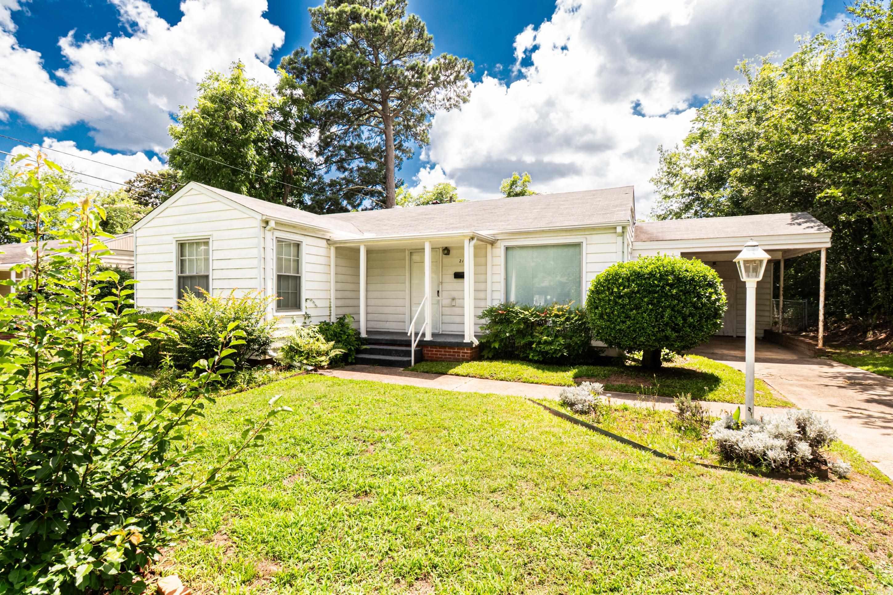 THOMPSON HEIGHTS - Residential