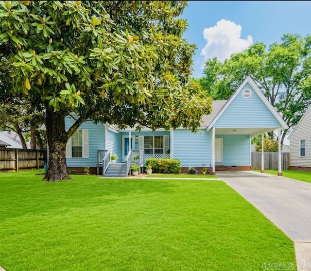 Cute  first time home owner with new flooring,new fence,,like new HVAC New tankless hot water heater 3/2 1304 sq ft.. good location close to everything corner lot.Seller offering $2,000 paint allowance with offer.